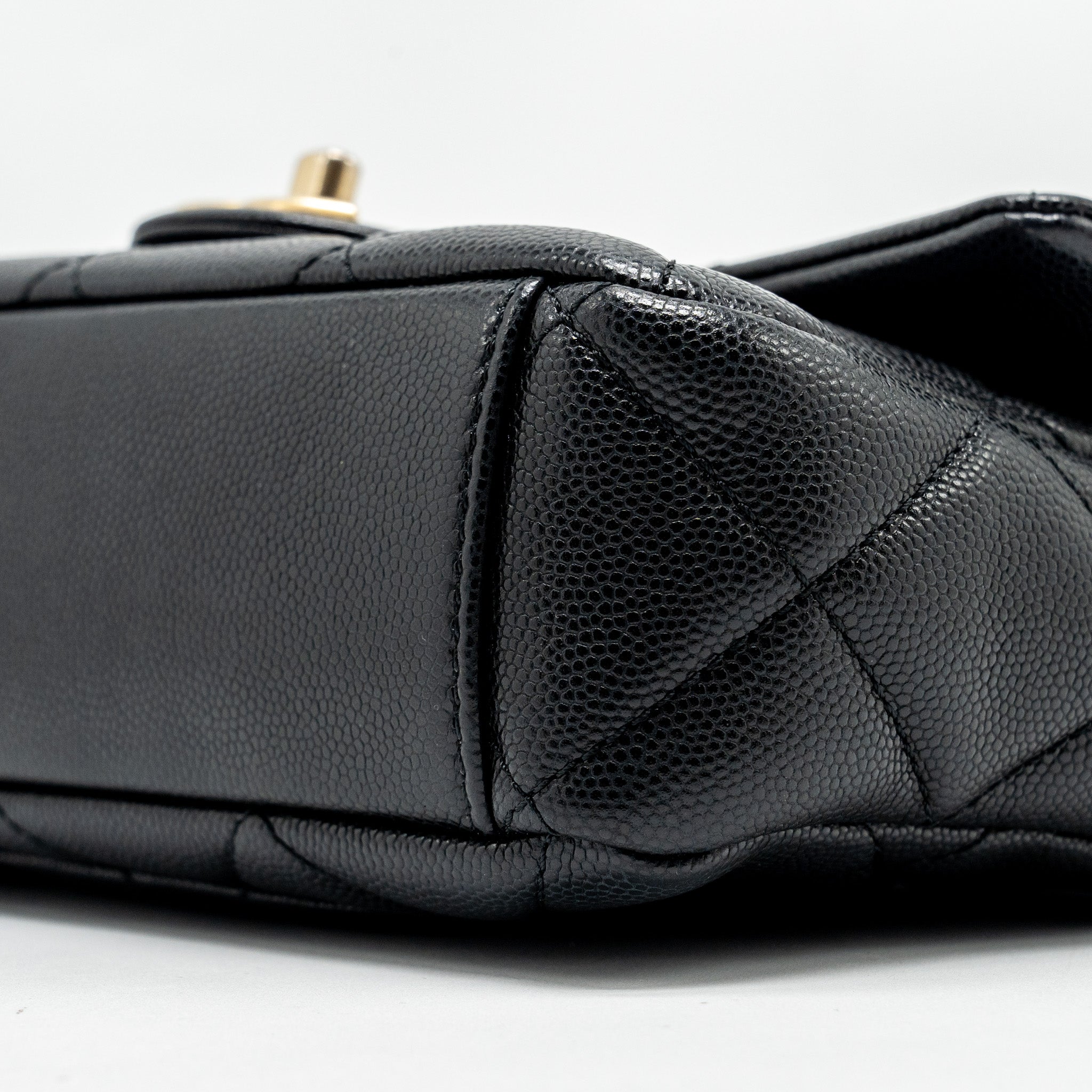 CHANEL TWIST YOUR BUTTON QUILTED FLAP BAG CAVIAR BLACK GHW (MICROCHIP)