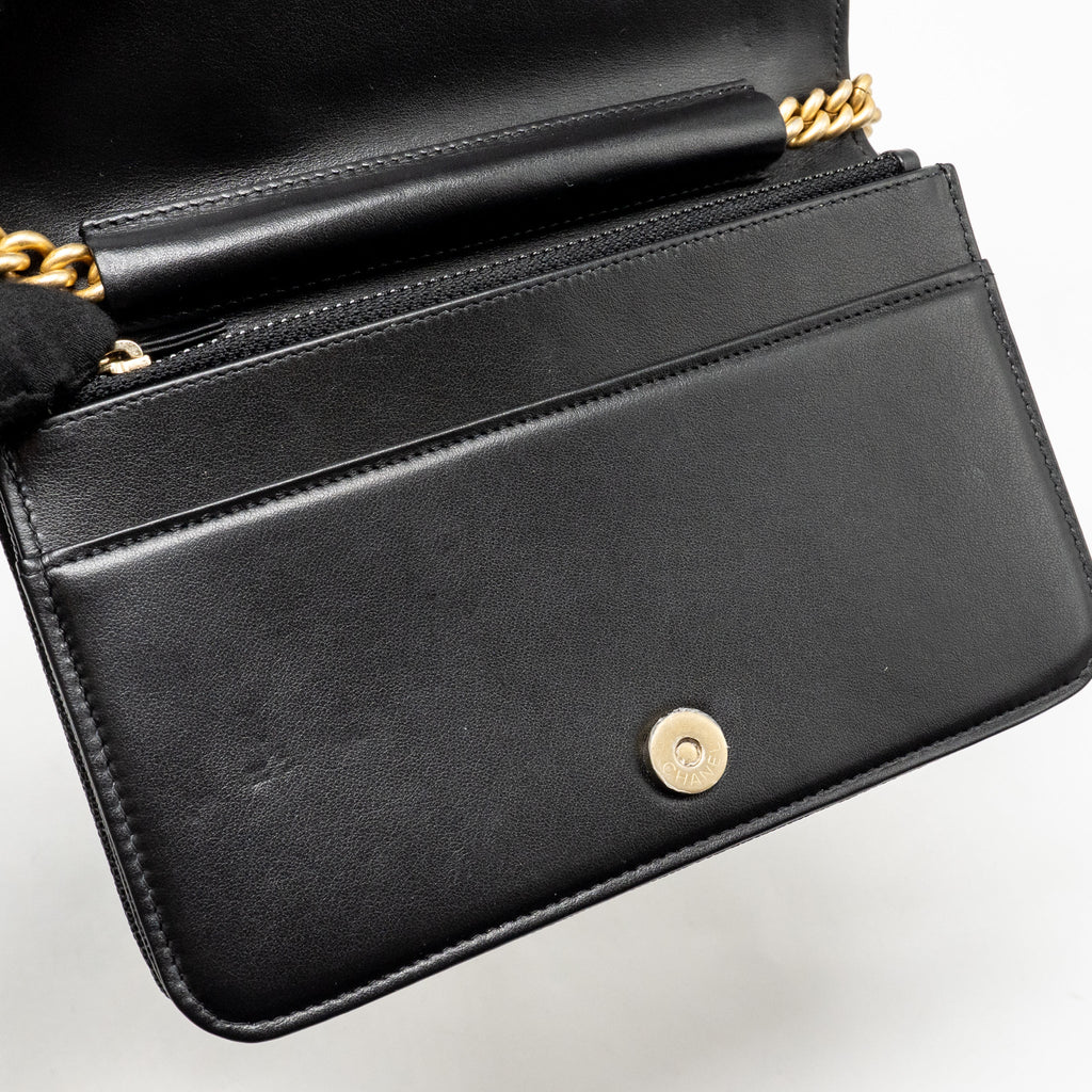 CHANEL BOY WALLET ON CHAIN CAVIAR BLACK GHW (MICROCHIP)