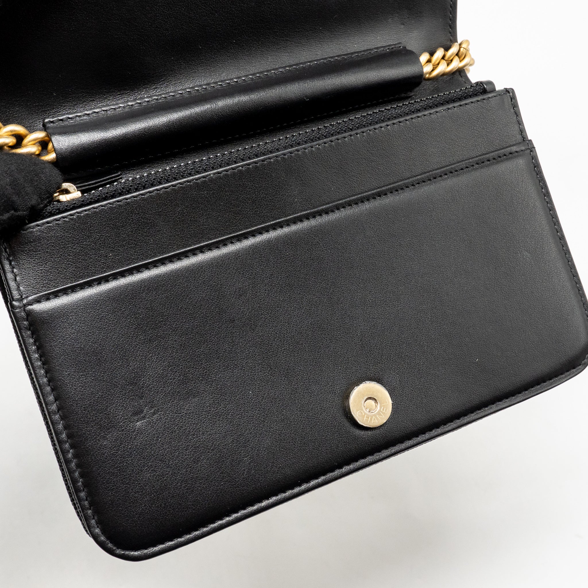 CHANEL BOY WALLET ON CHAIN CAVIAR BLACK GHW (MICROCHIP)