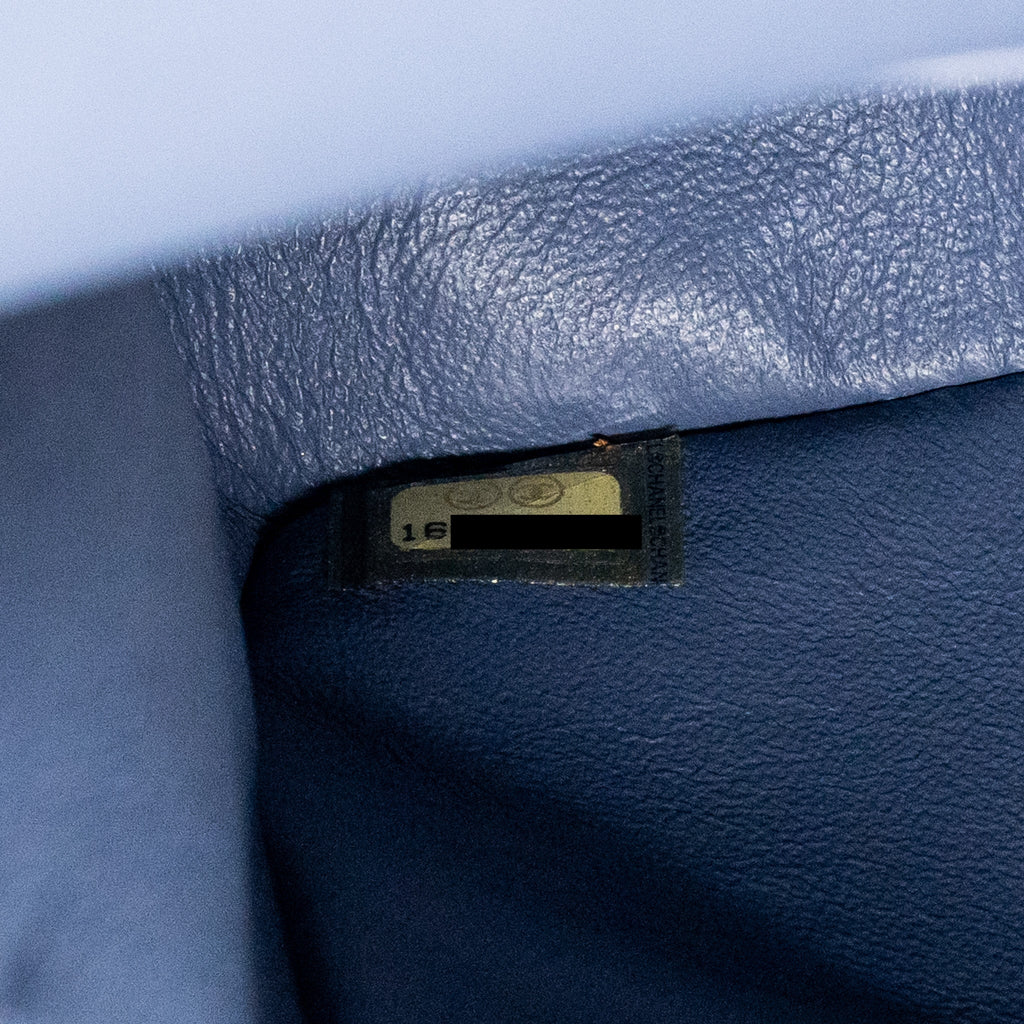 CHANEL MAXI CLASSIC DOUBLE FLAP BAG LAMBSKIN LAVENDER BLUE SHW
