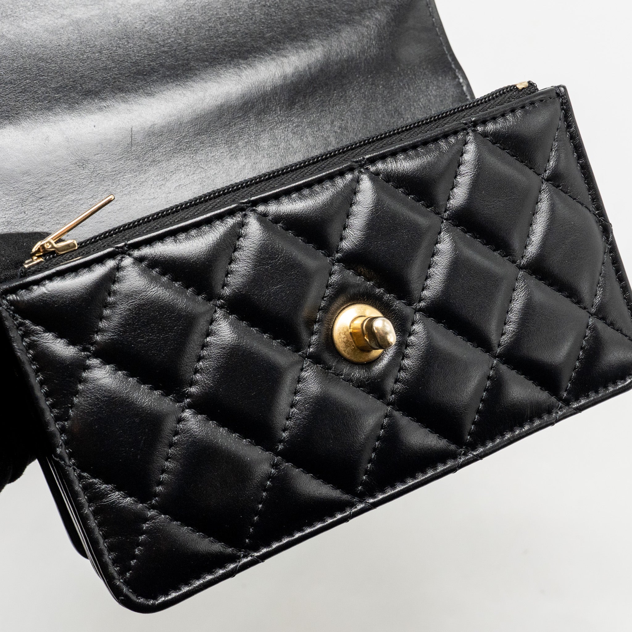 CHANEL TOP HANDLE MINI WALLET ON CHAIN CALFSKIN BLACK GHW(MICROCHIP)