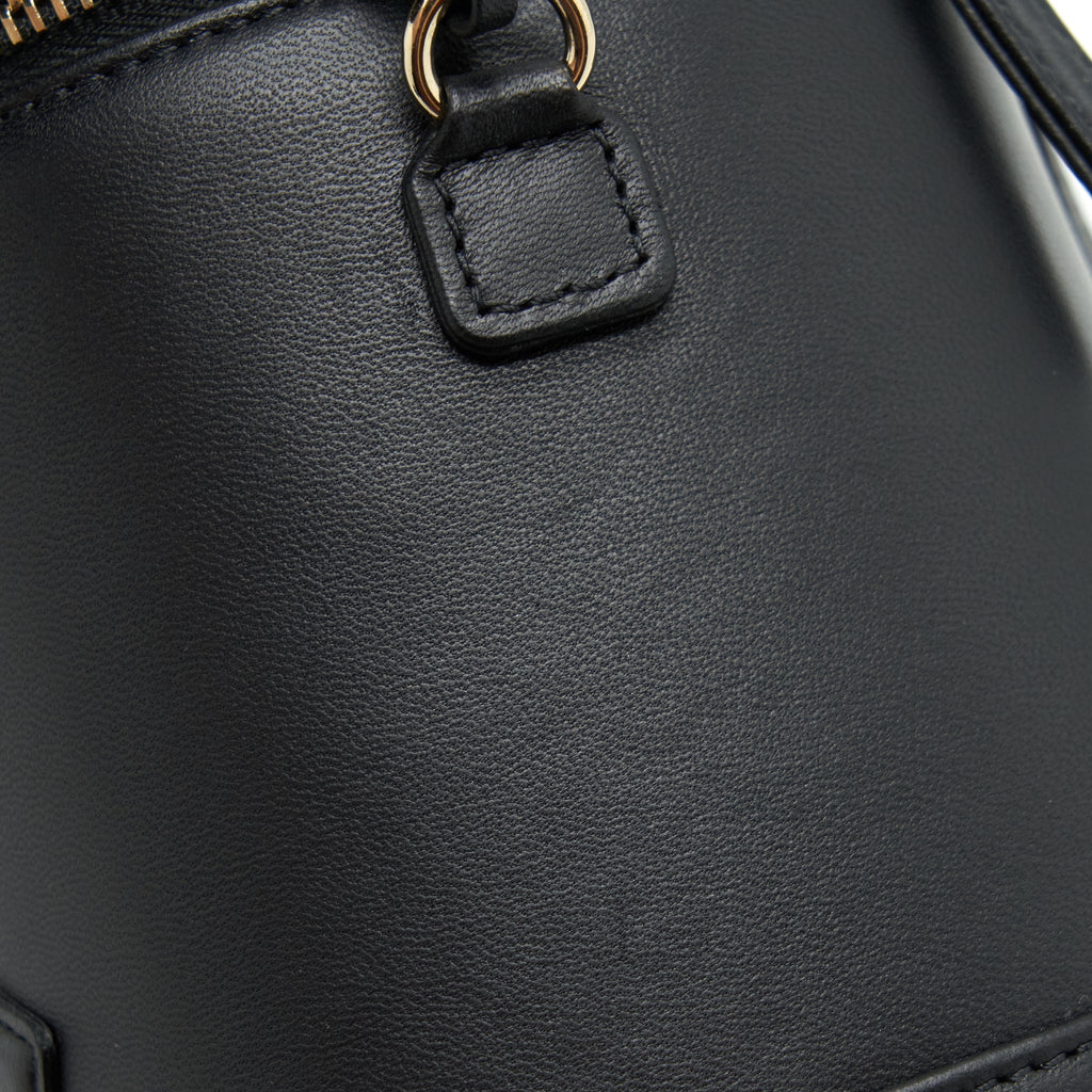 CHANEL VANITY CASE LAMBSKIN BLACK LGHW