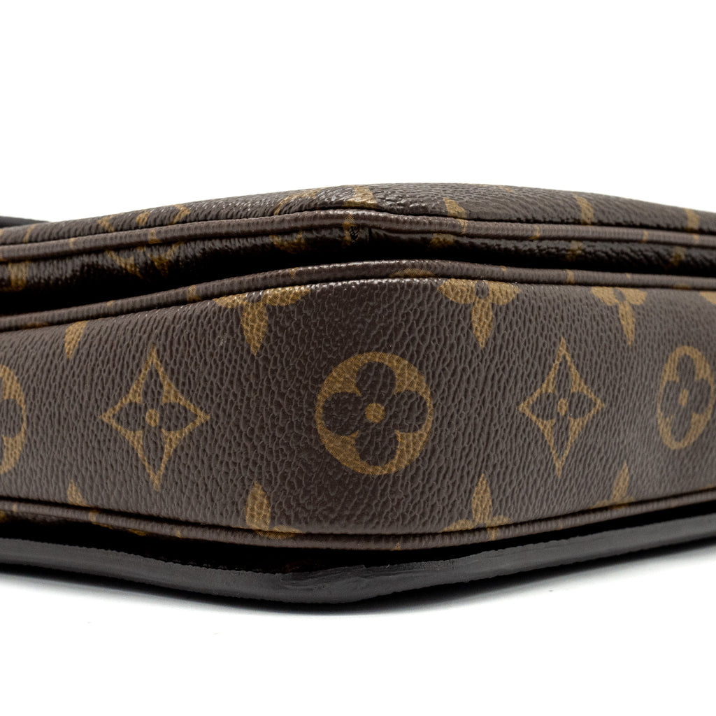 LOUIS VUITTON POCHETTE METIS MONOGRAM CANVAS GHW