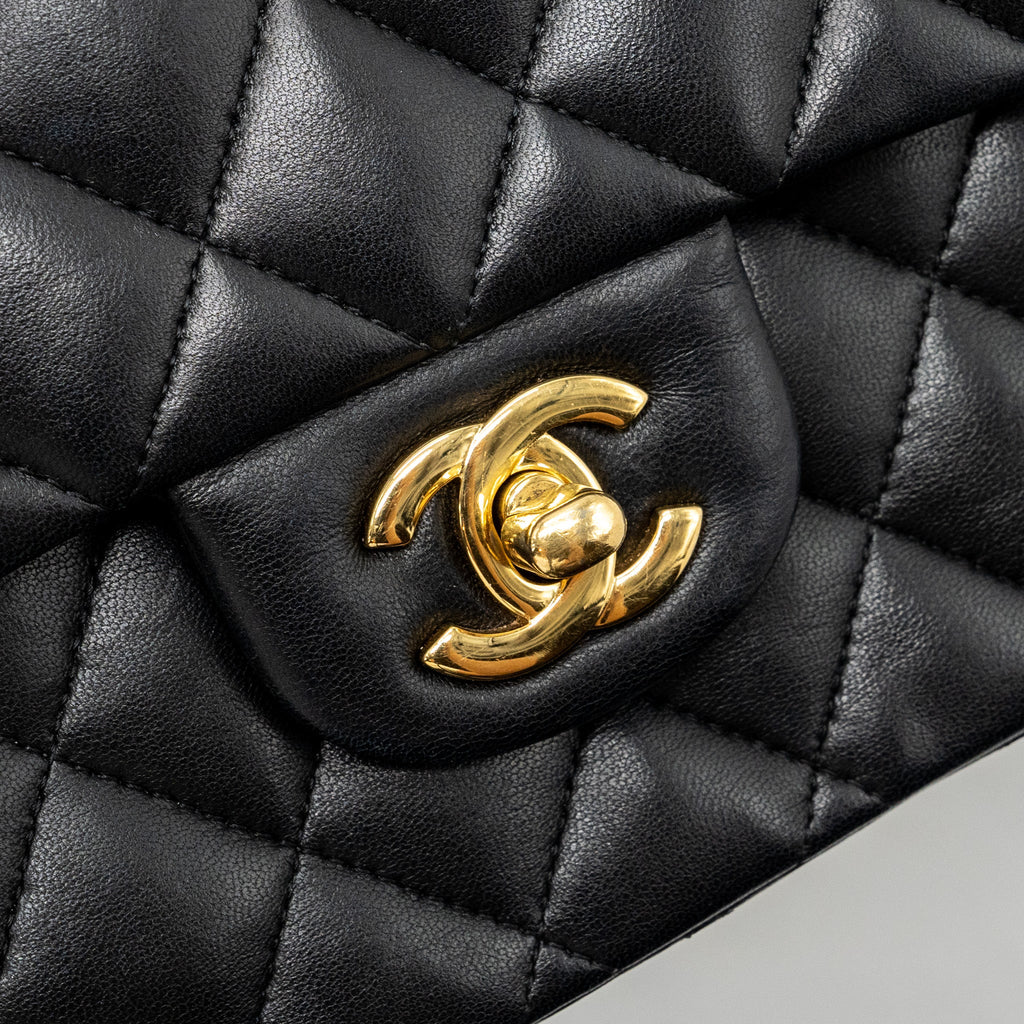 CHANEL MEDIUM CLASSIC DOUBLE FLAP BAG LAMBSKIN BLACK GHW