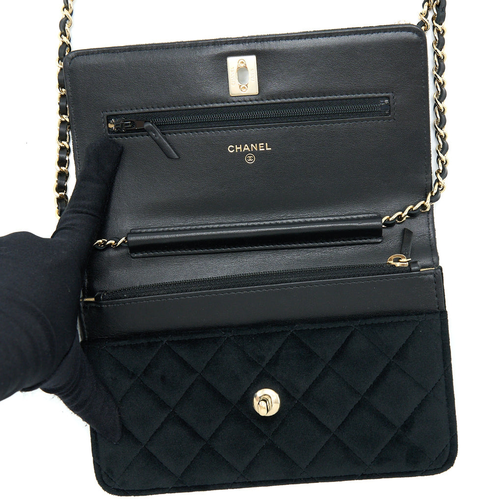 CHANEL VELVET PEARL CRUSH WALLET ON CHAIN BLACK LGHW