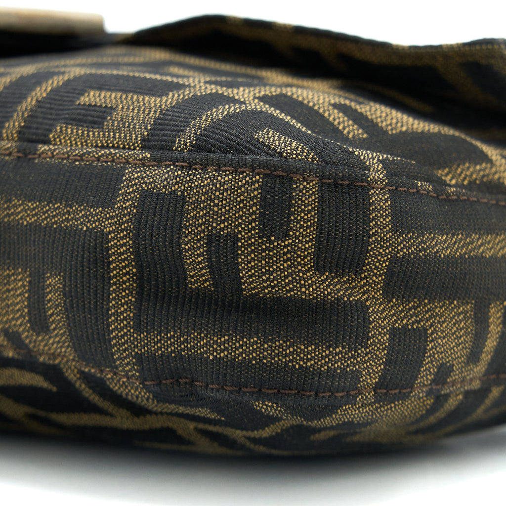 FENDI VINTAGE BAGUETTE SHOUDER BAG FF JACQIARD SHW