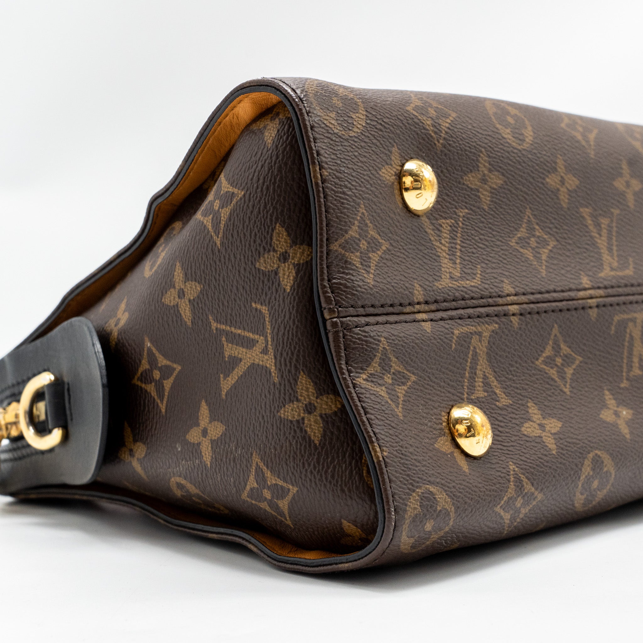 LOUIS VUITTON TUILERIES BAG MONOGRAM CANVAS BLACK/RED GHW