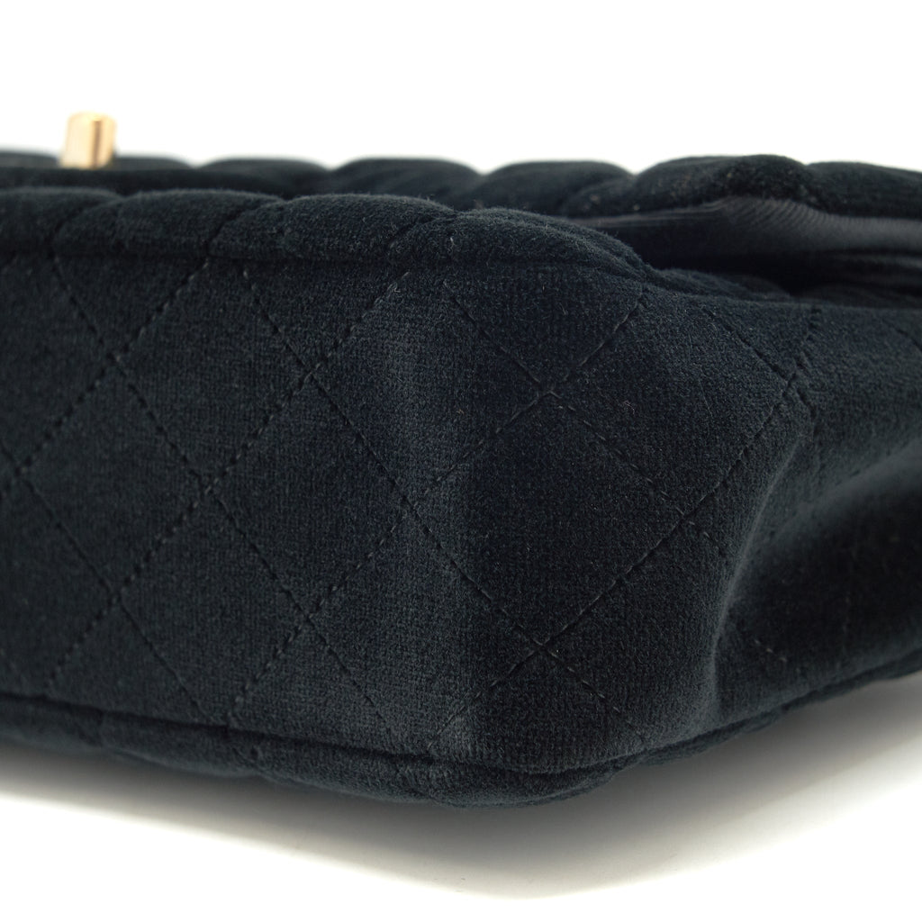 CHANEL VELVET MEDIUM CLASSIC DOUBLE FLAP BAG VELVET BLACK LGHW