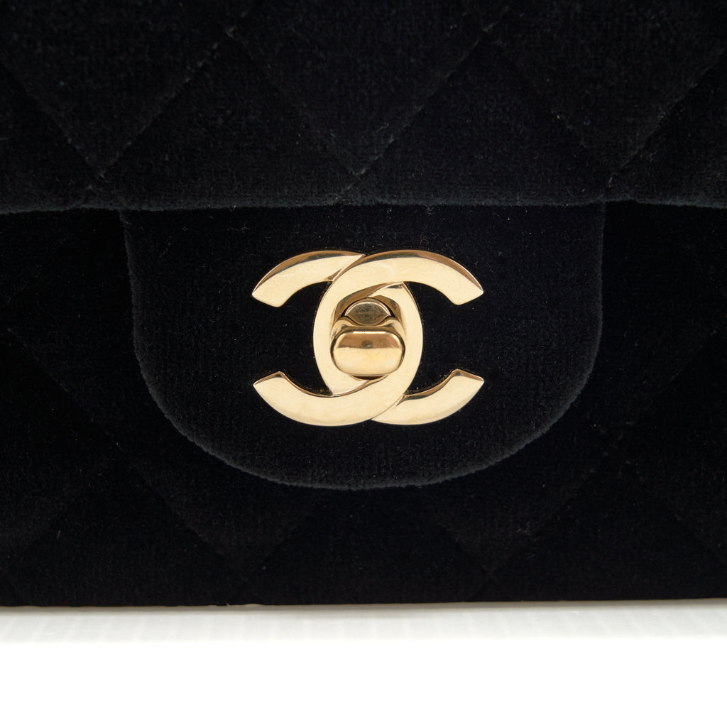 CHANEL VELVET MEDIUM CLASSIC DOUBLE FLAP BAG VELVET BLACK LGHW