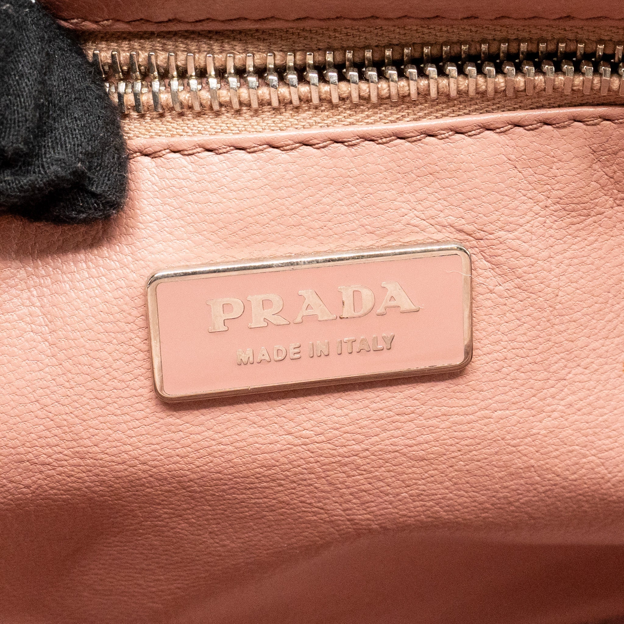 PRADA TOP HANDLE DANGLE BAG LEATHER BLACK SHW