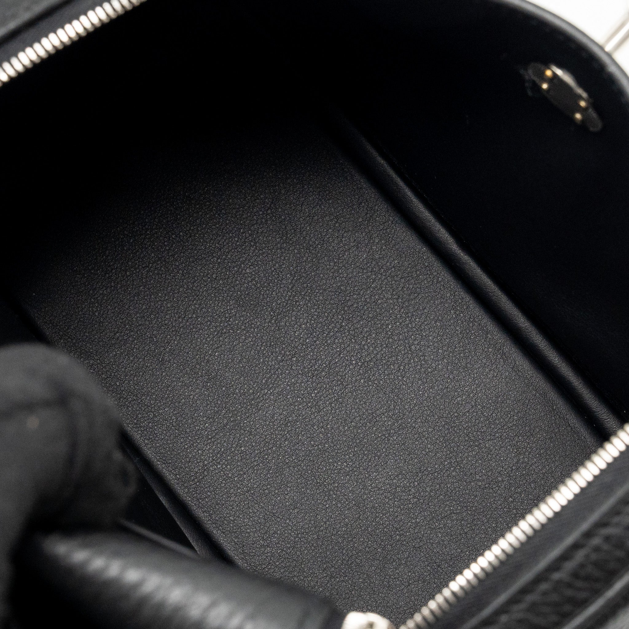 HERMES MINI LINDY II CLEMENCE BLACK SHW