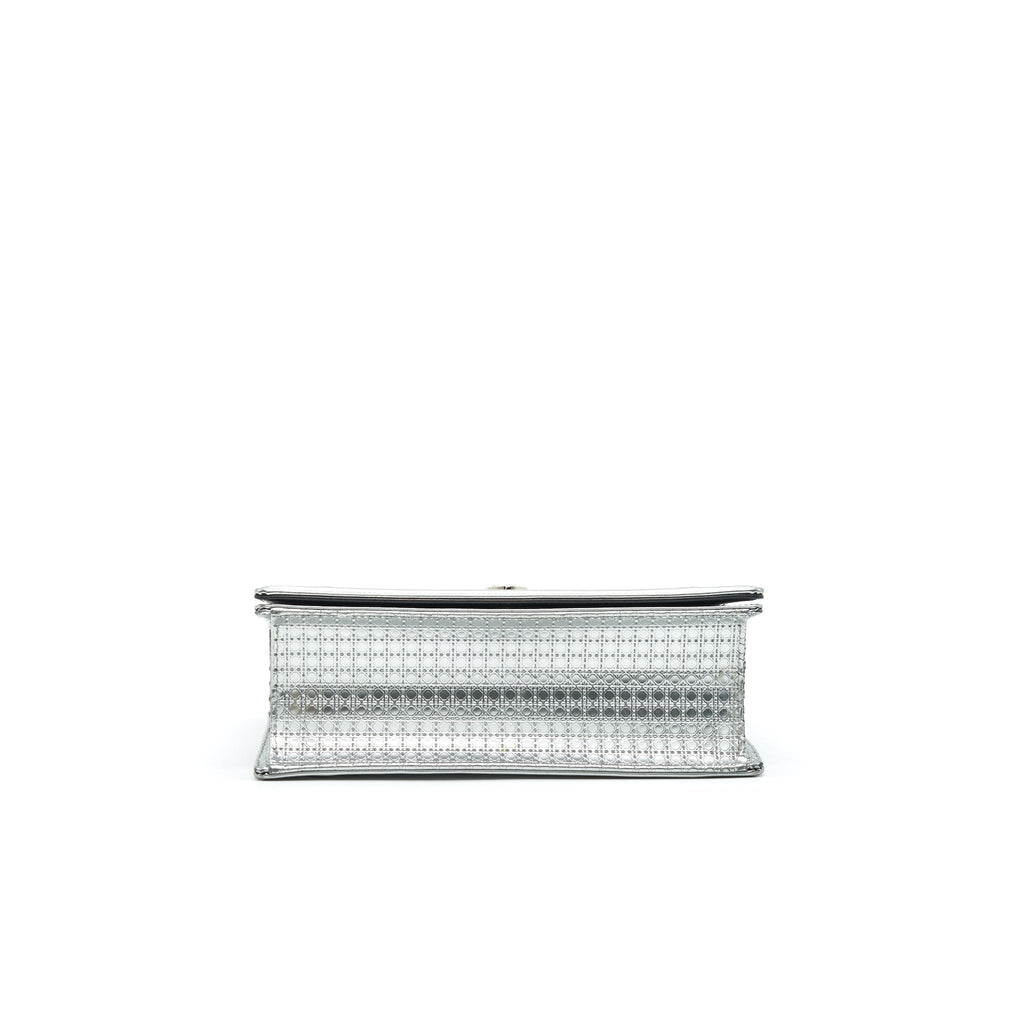 CHRISTIAN DIOR DIORAMA MEDIUM IN METALLIC SILVER WITH SHW
