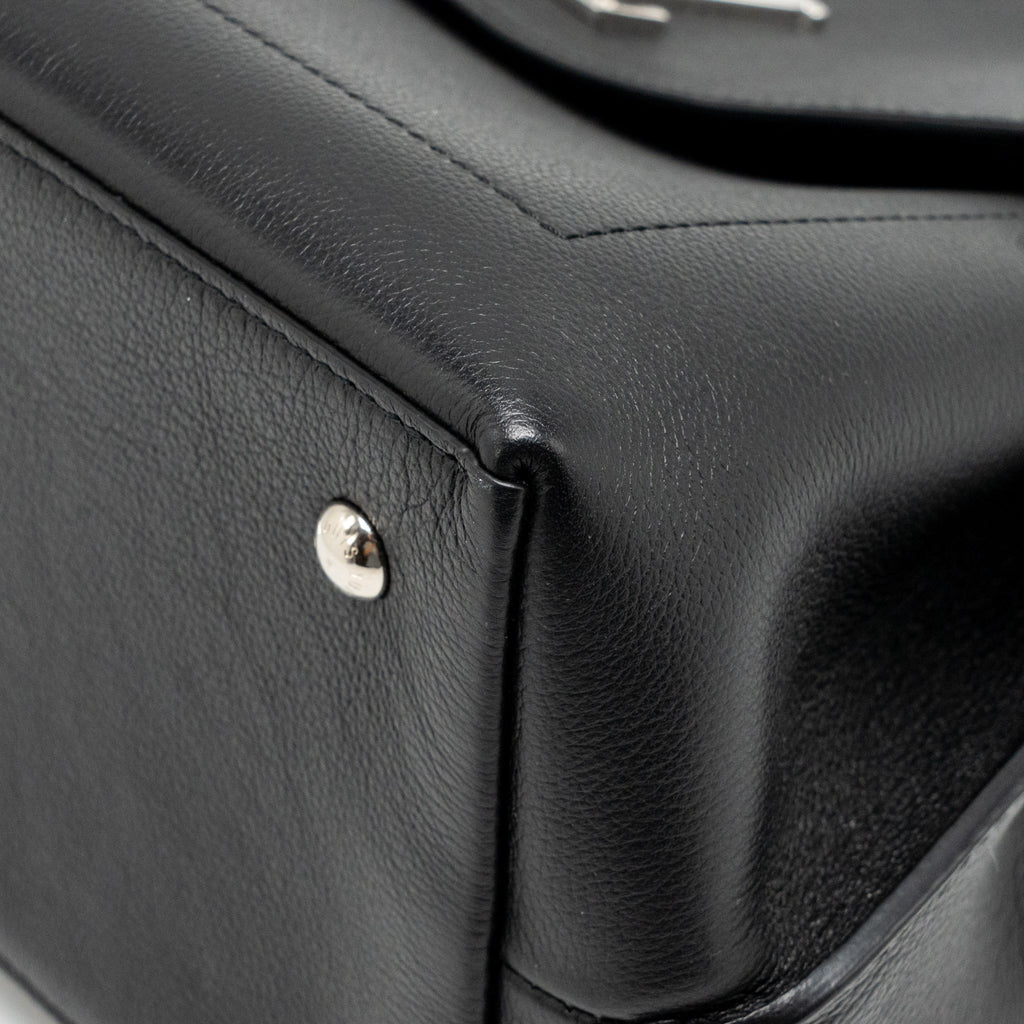 LOUIS VUITTON LOCKME EVER MM GRAINED CALFSKIN BLACK SHW