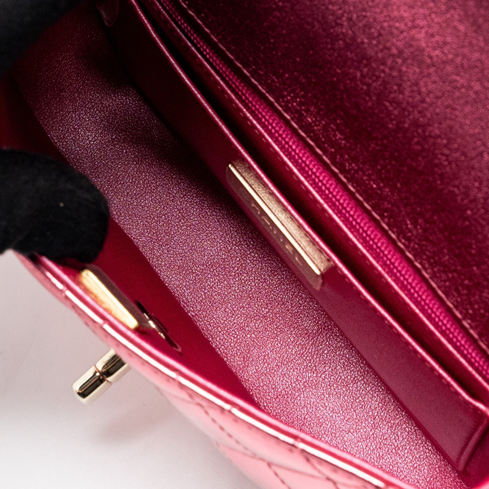 CHANEL 24C MINI FLAP BAG WITH STAR COIN PURSE PATENT/CALFSKIN METALLIC PINK LGHW (MICROCHIP)