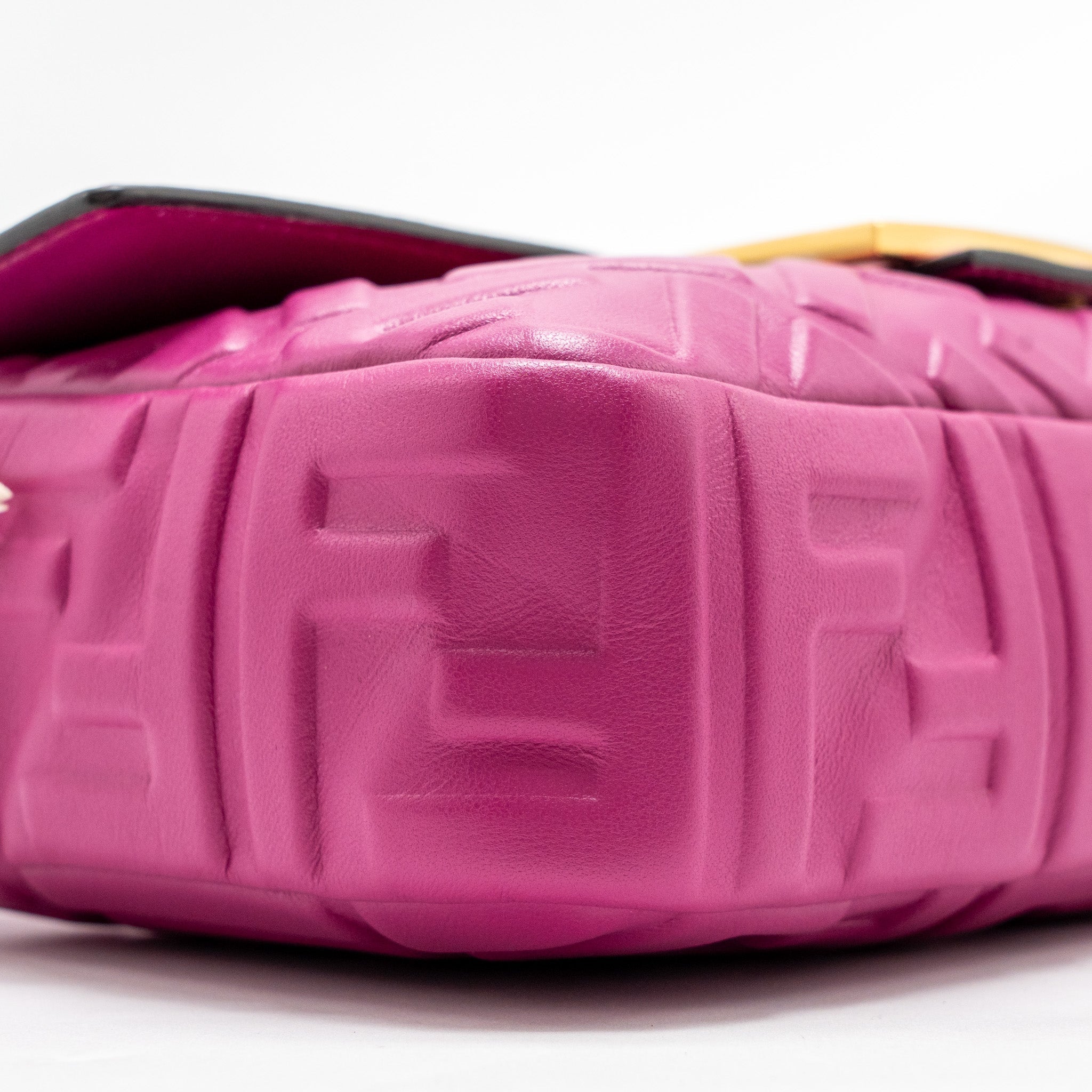 FENDI BAGUETTE BAG FF EMBOSSED NAPPA LEATHER PINK GHW