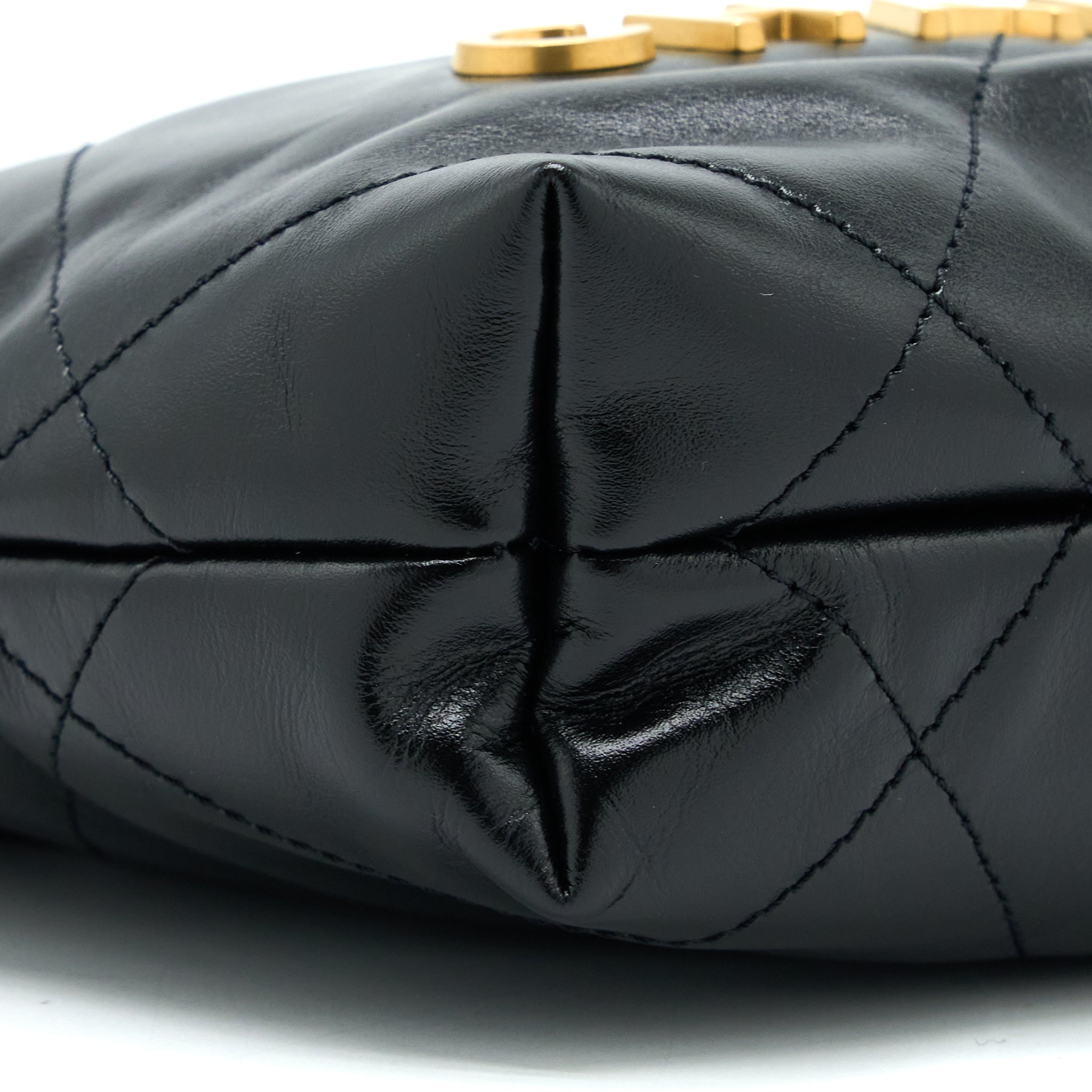 CHANEL MINI 22 BAG SHINY CALFSKIN BLACK GHW (MICROCHIP)