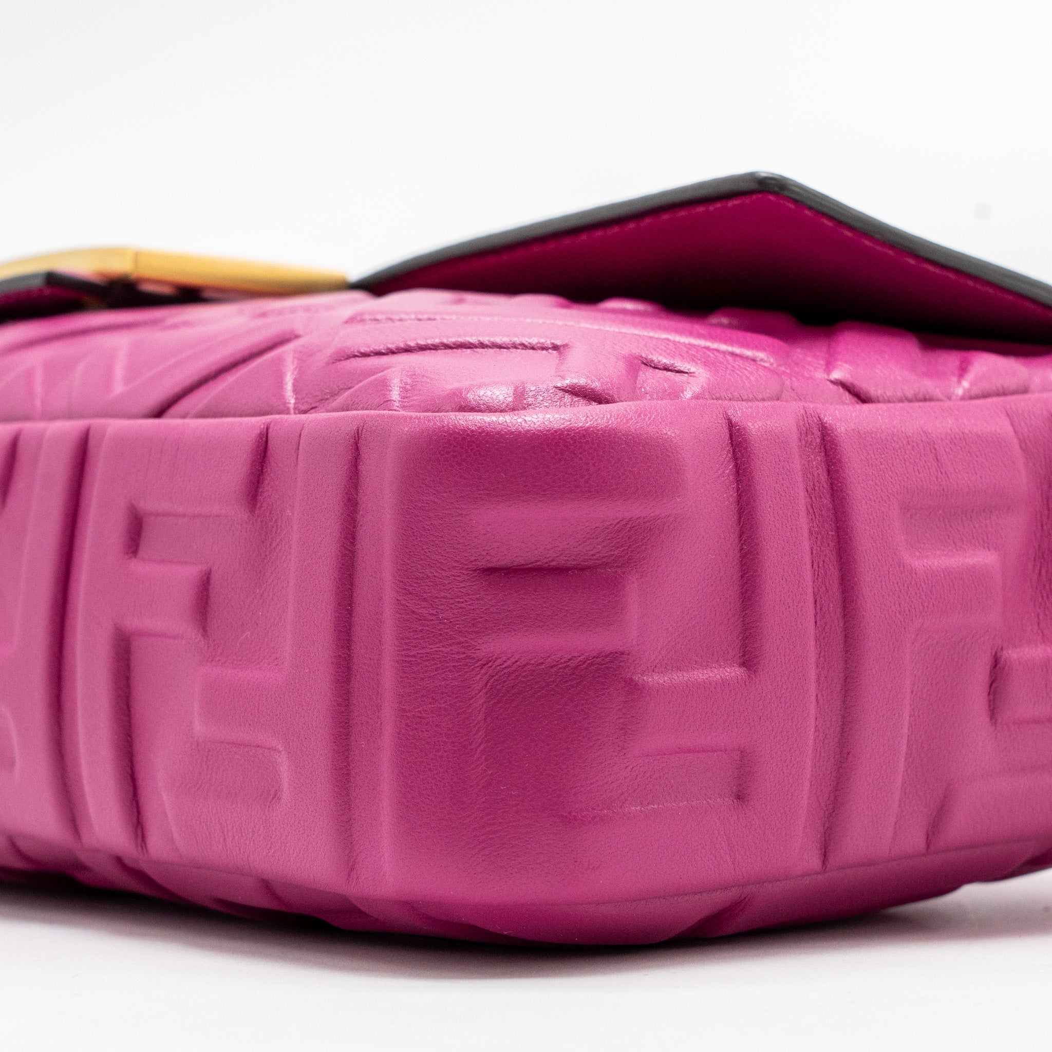FENDI BAGUETTE BAG FF EMBOSSED NAPPA LEATHER PINK GHW