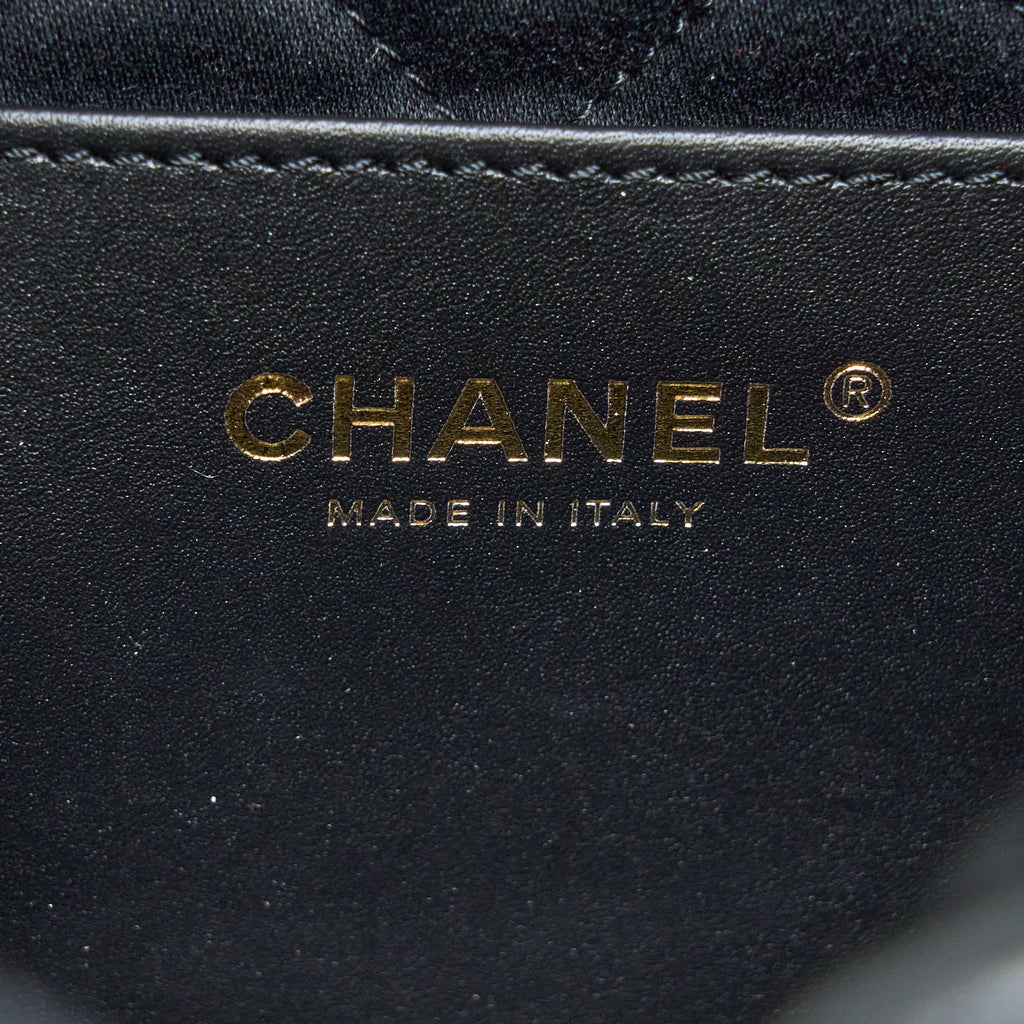 CHANEL MINI 22 BAG SHINY CALFSKIN BLACK GHW (MICROCHIP)