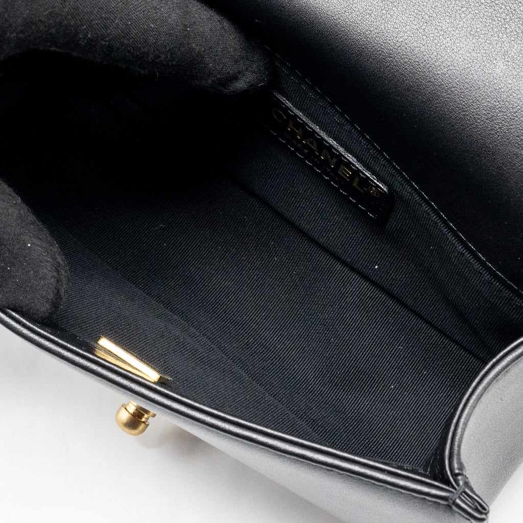 CHANEL SMALL BOY BAG SMOOTH CALFSKIN BLACK GHW(MICROCHIP)