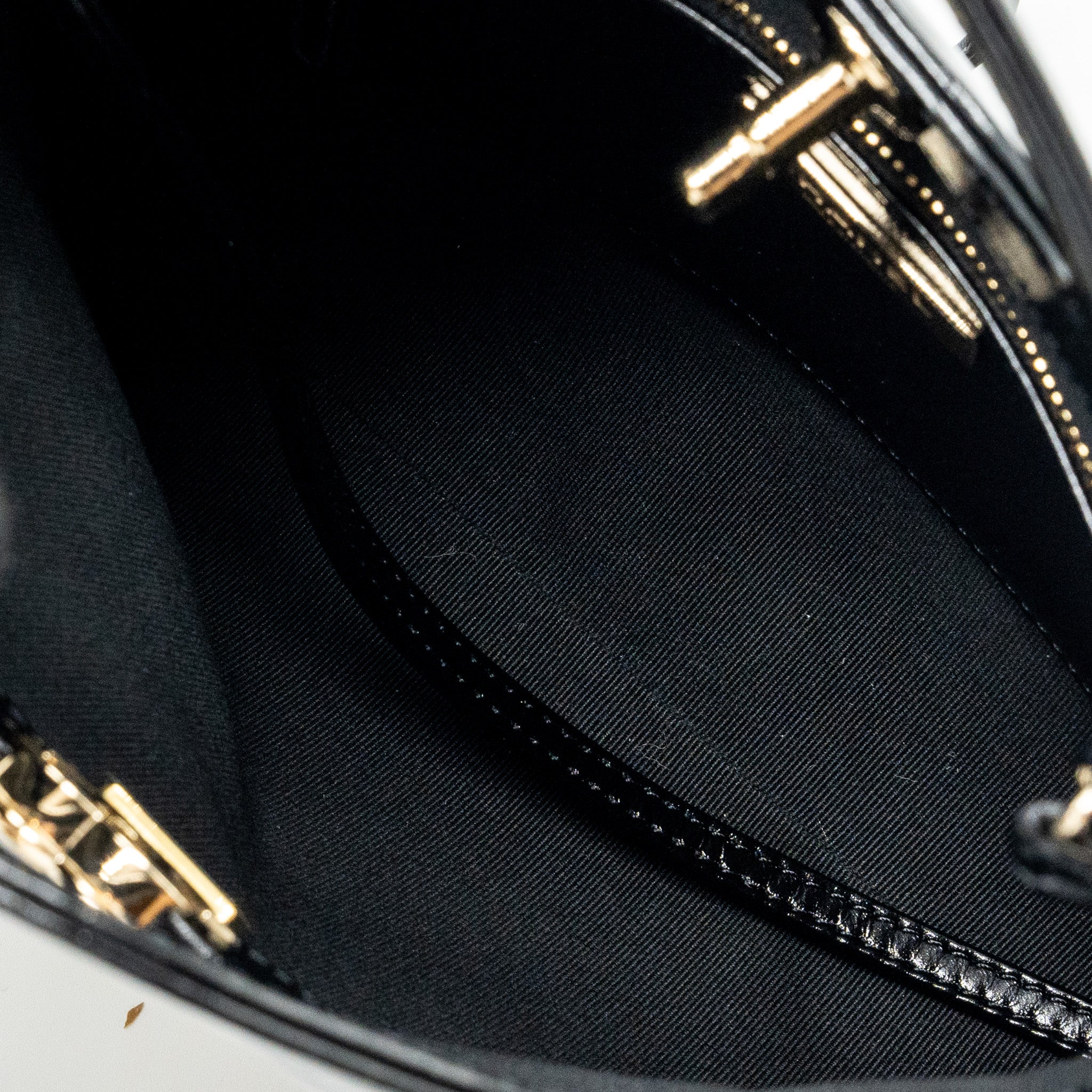 CHANEL 24C MINI 31 BAG SHINY CALFSKIN BLACK LGHW(MICROCHIP)