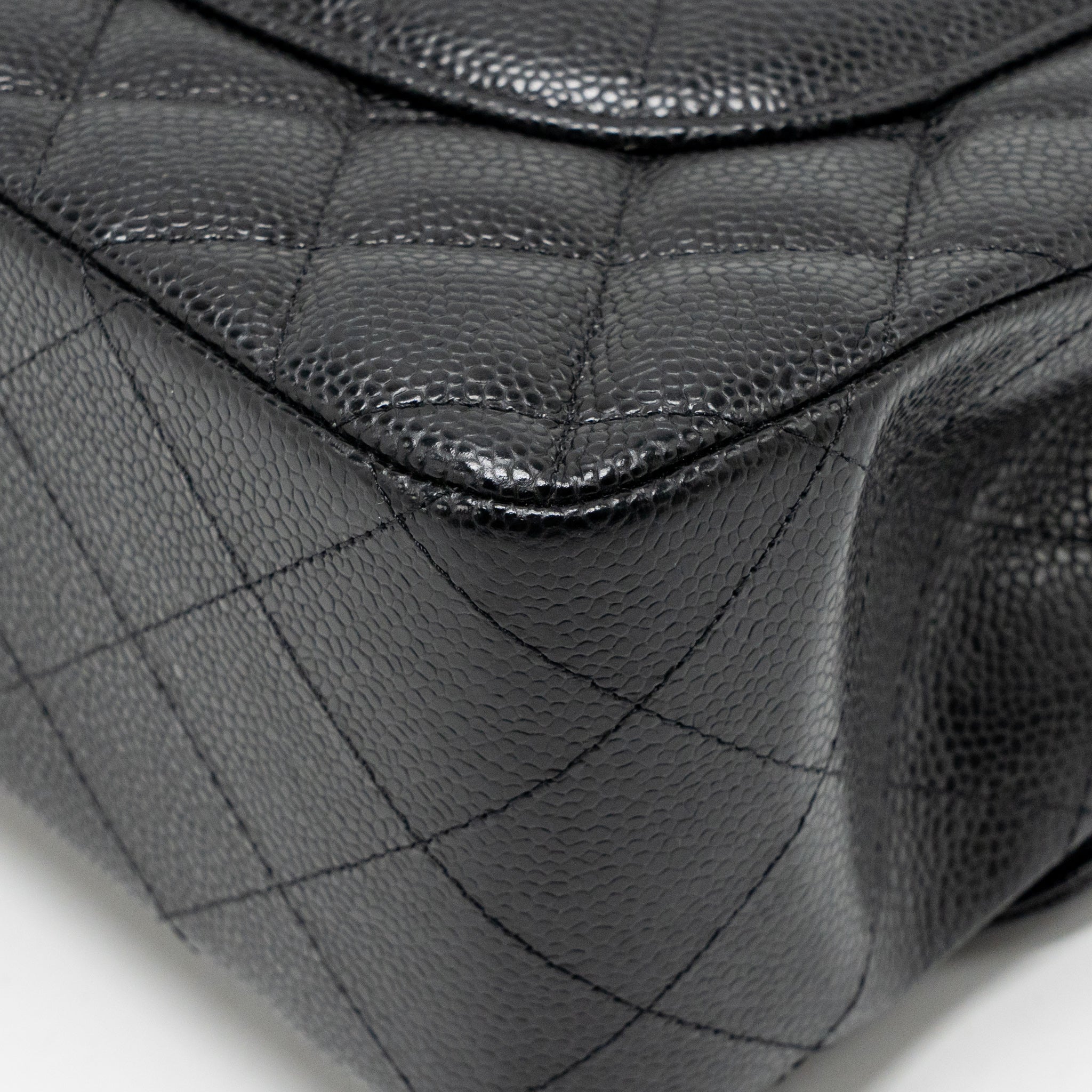 CHANEL JUMBO CLASSIC DOUBLE FLAP BAG CAVIAR BLACK GHW (MICROCHIP)
