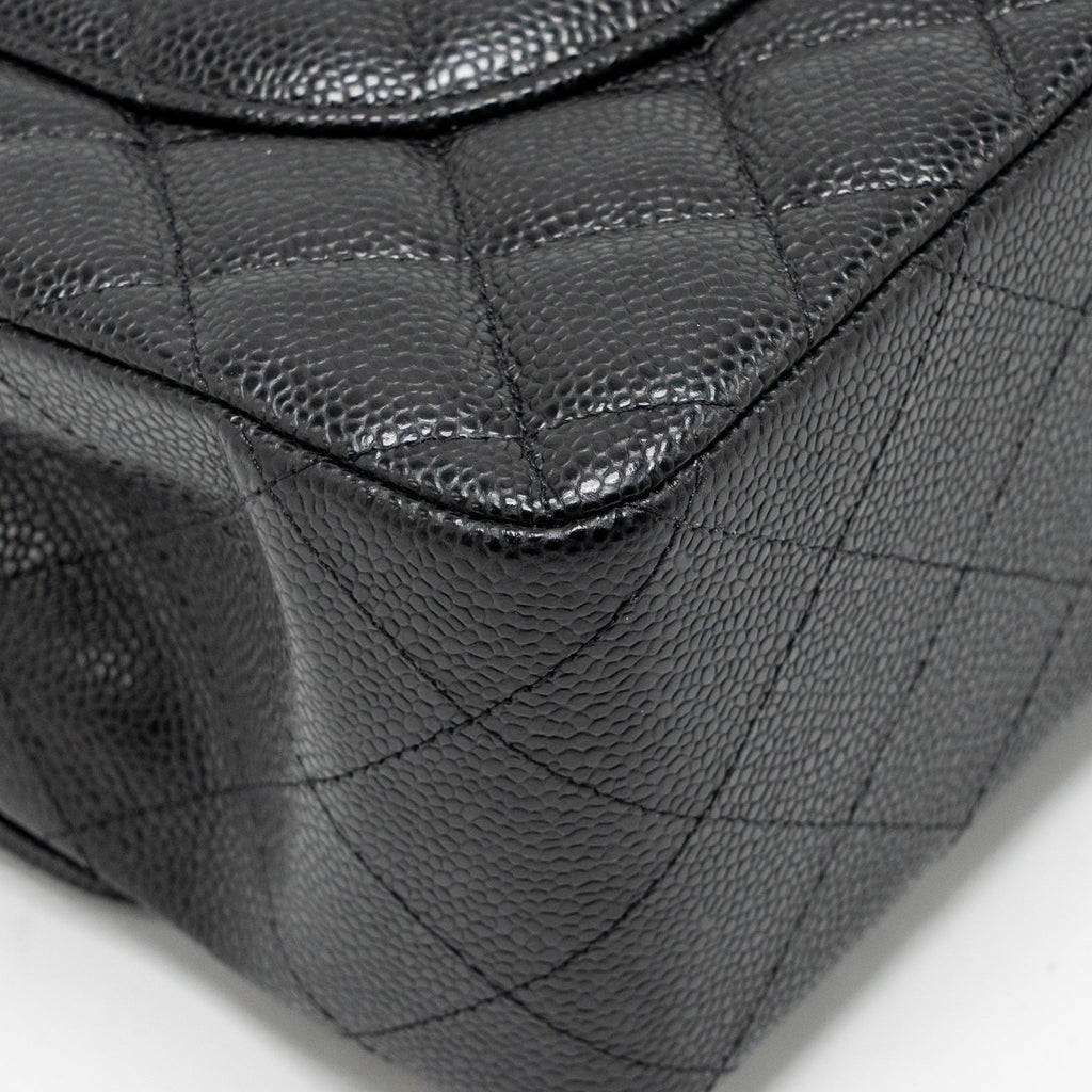 CHANEL JUMBO CLASSIC DOUBLE FLAP BAG CAVIAR BLACK GHW (MICROCHIP)