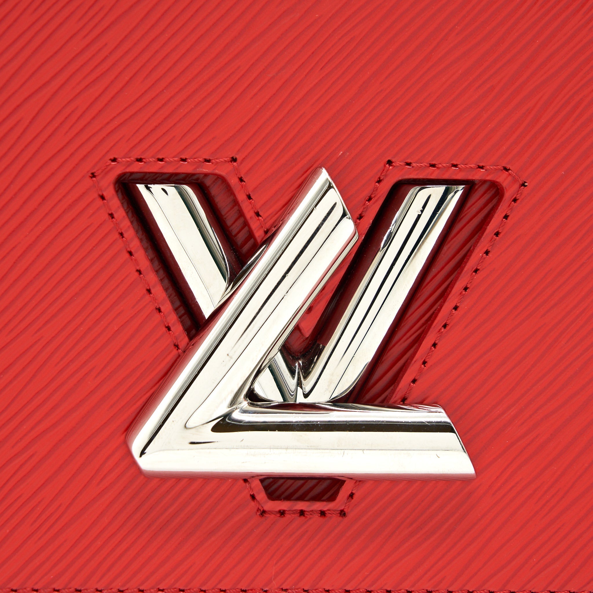 LOUIS VUITTON TWIST BAG MM RED SHW