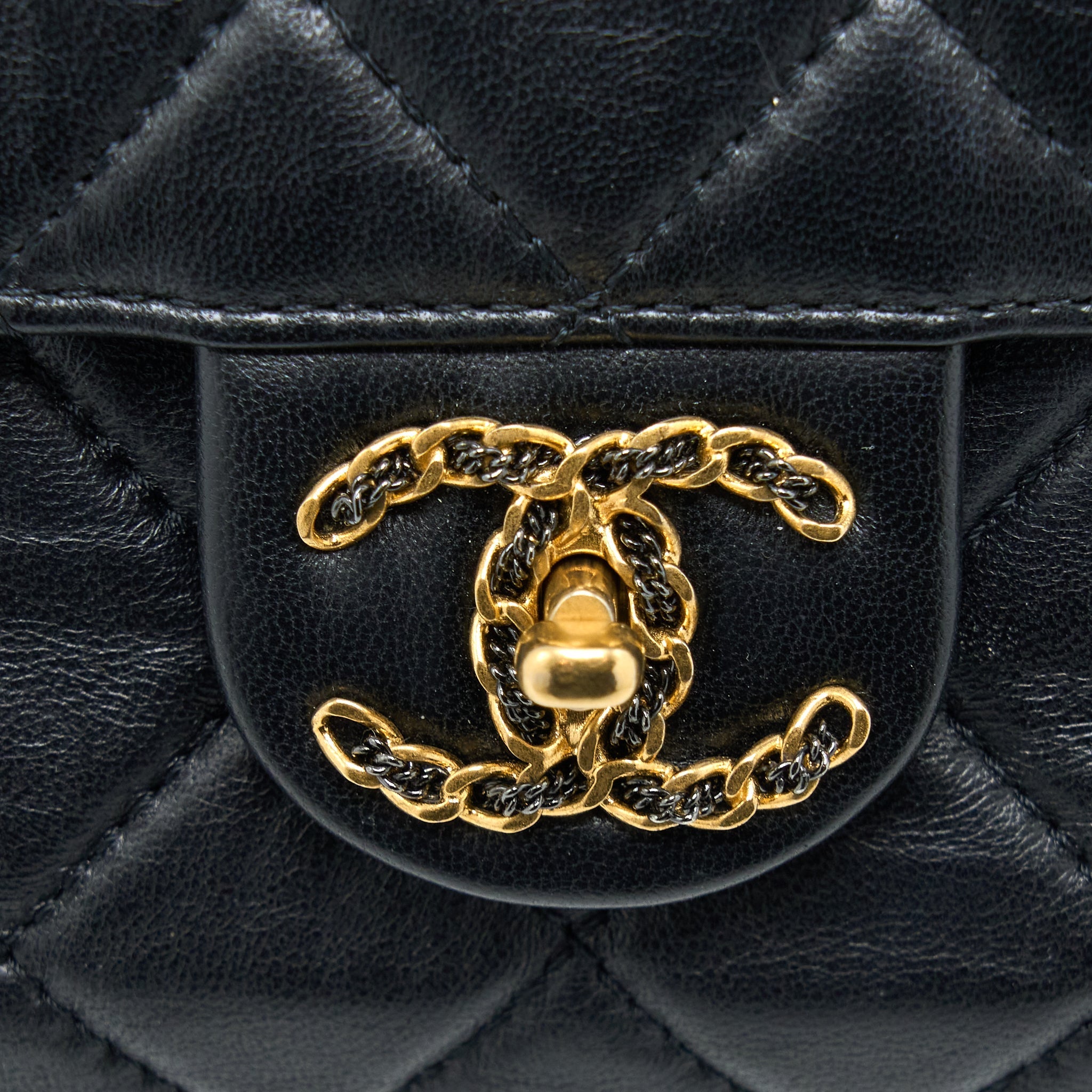 CHANEL CC LOGO FLAP BAG LAMBSKIN BLACK MULTICOLOUR HARDWARE (MICROCHIP)