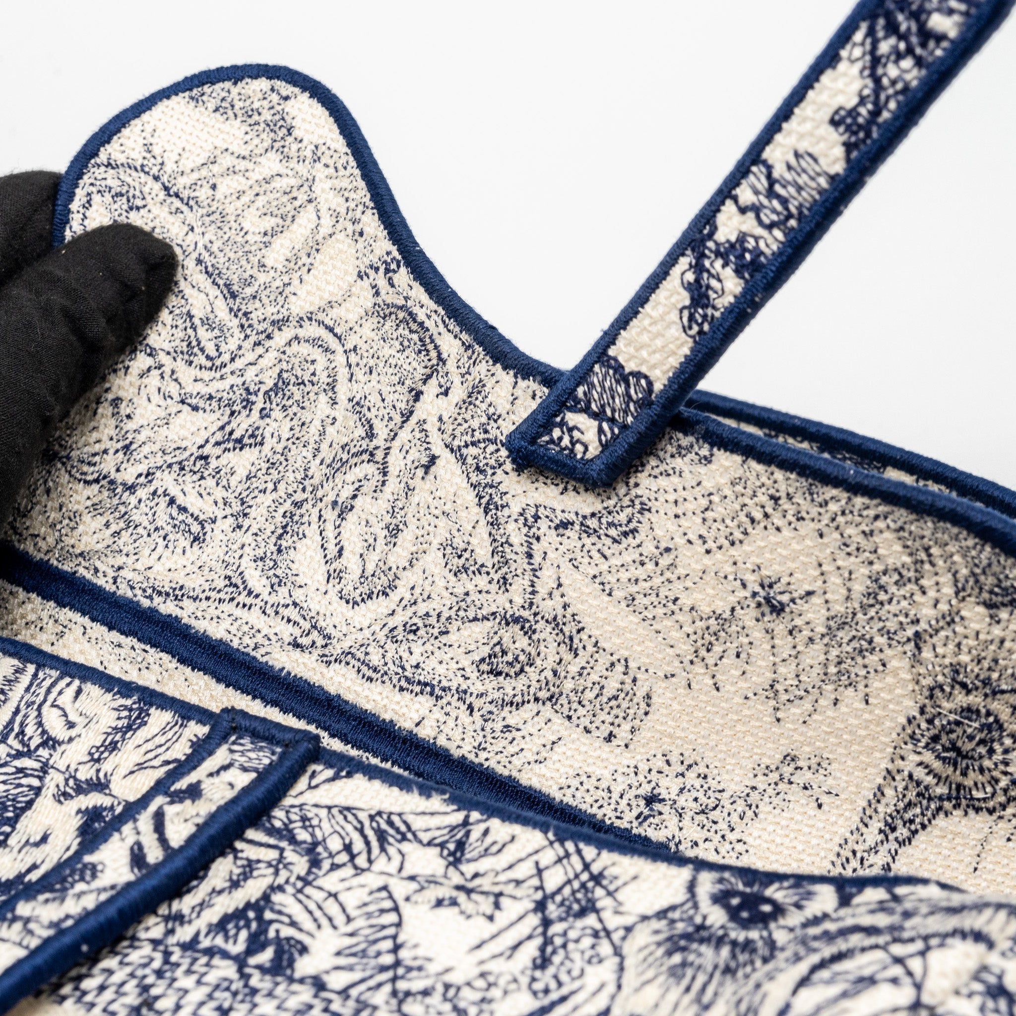DIOR MEDIUM SADDLE BAG TOILE DE JOUY BLUE GHW