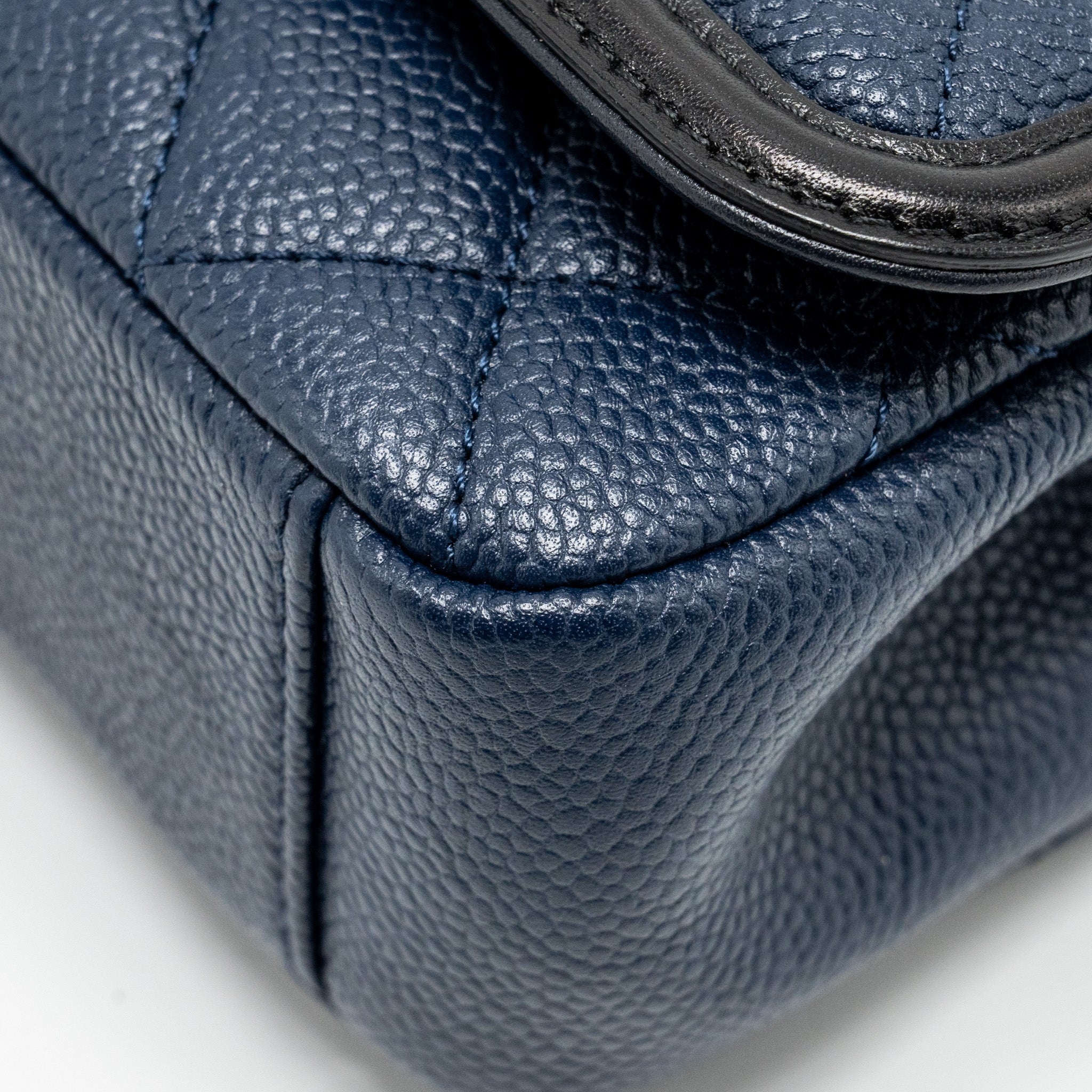 CHANEL FILIGREE FLAP BAG CAVIAR NAVY/BLACK GHW