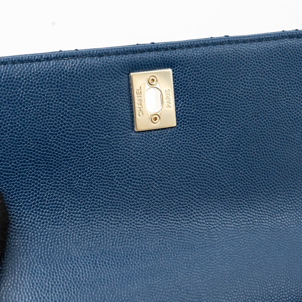 CHANEL SMALL COCO HANDLE WITH LIZARD EMBOSSED HANDLE CAVIAR NAVY LGHW(MICROCHIP)