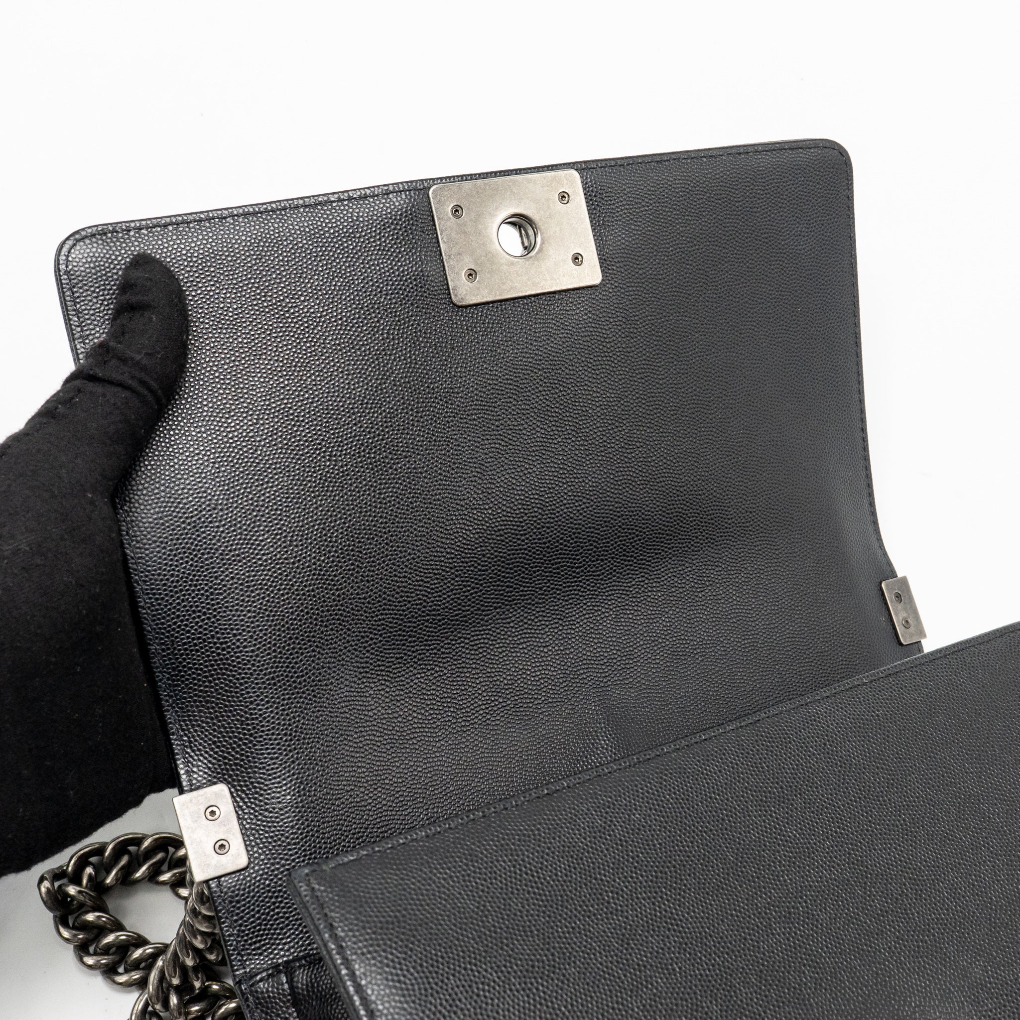 CHANEL MEDIUM BOY BAG CAVIAR BLACK RUTHENIUM SILVER HARDWARE