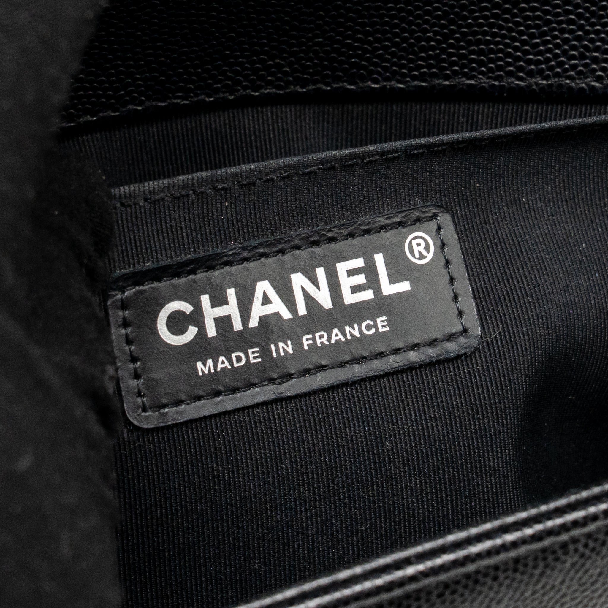 CHANEL MEDIUM BOY BAG CAVIAR BLACK RUTHENIUM SILVER HARDWARE