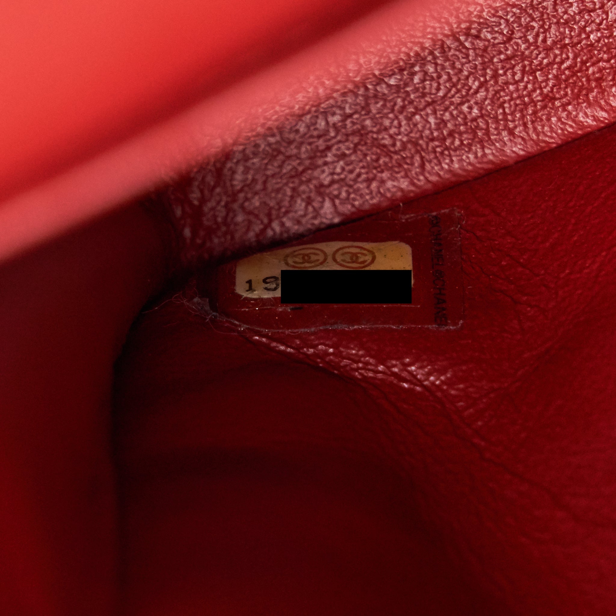 CHANEL MEDIUM CLASSIC DOUBLE FLAP CAVIAR RED SHW