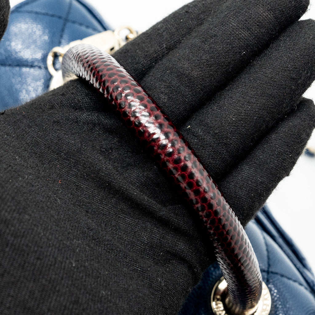 CHANEL SMALL COCO HANDLE WITH LIZARD EMBOSSED HANDLE CAVIAR NAVY LGHW(MICROCHIP)