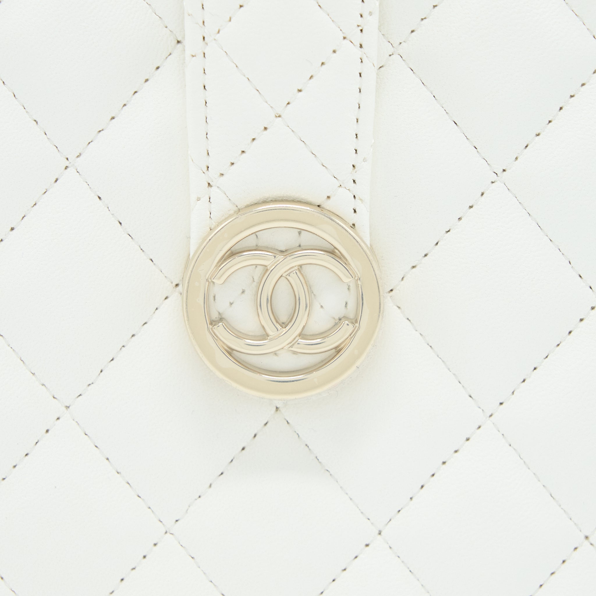 CHANEL QUILTED CLUTCH BAG LAMBSKIN WHITE LGHW