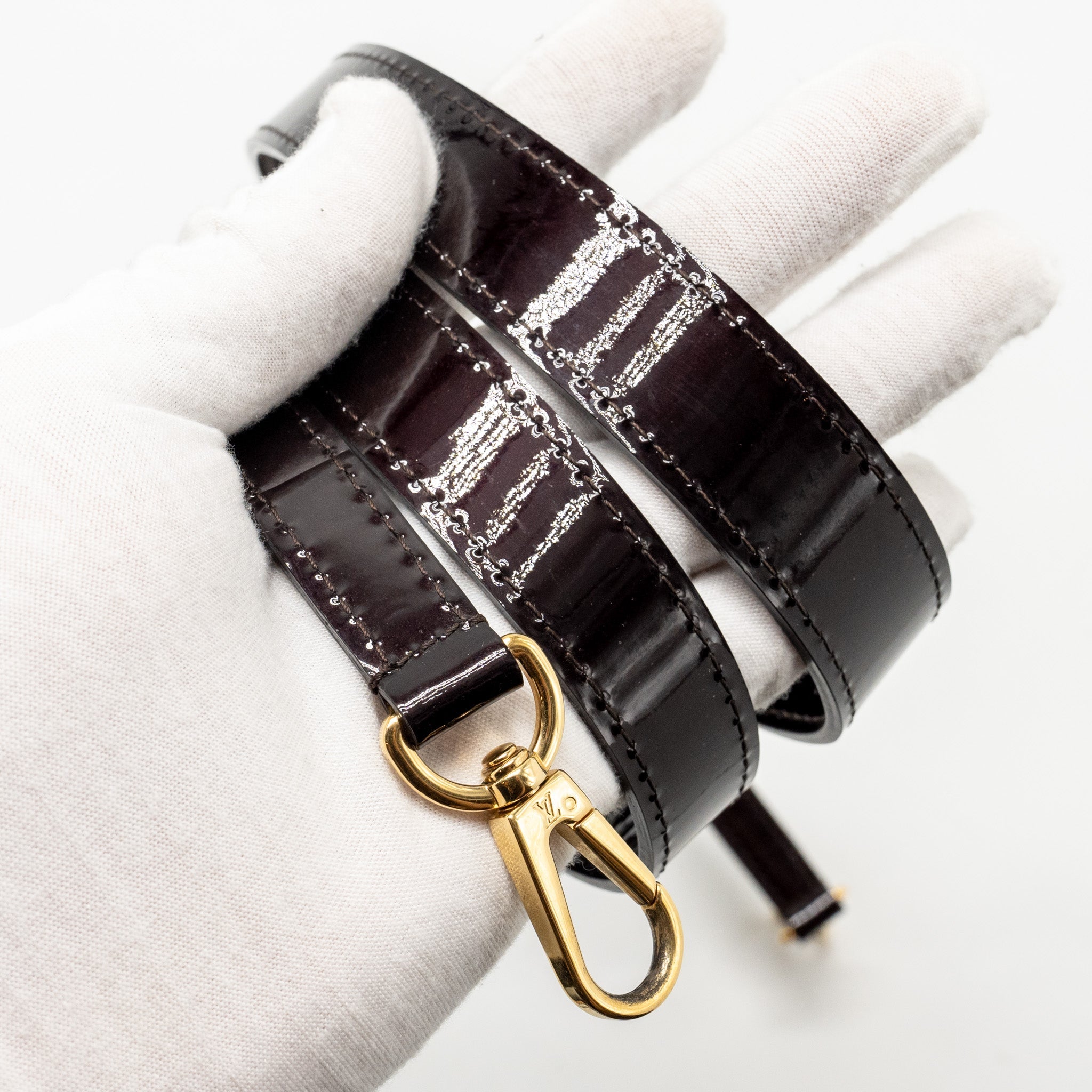 LOUIS VUITTON VERNIS MONTAIGNE BB BAG MONOGRAM PATENT BURGUNDY AMARANTE GHW