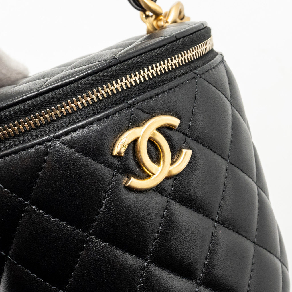 CHANEL AFTERNOON TEA TOP HANDLE VANITY CASE WITH CHAIN LAMBSKIN BLACK GHW (MICROCHIP)
