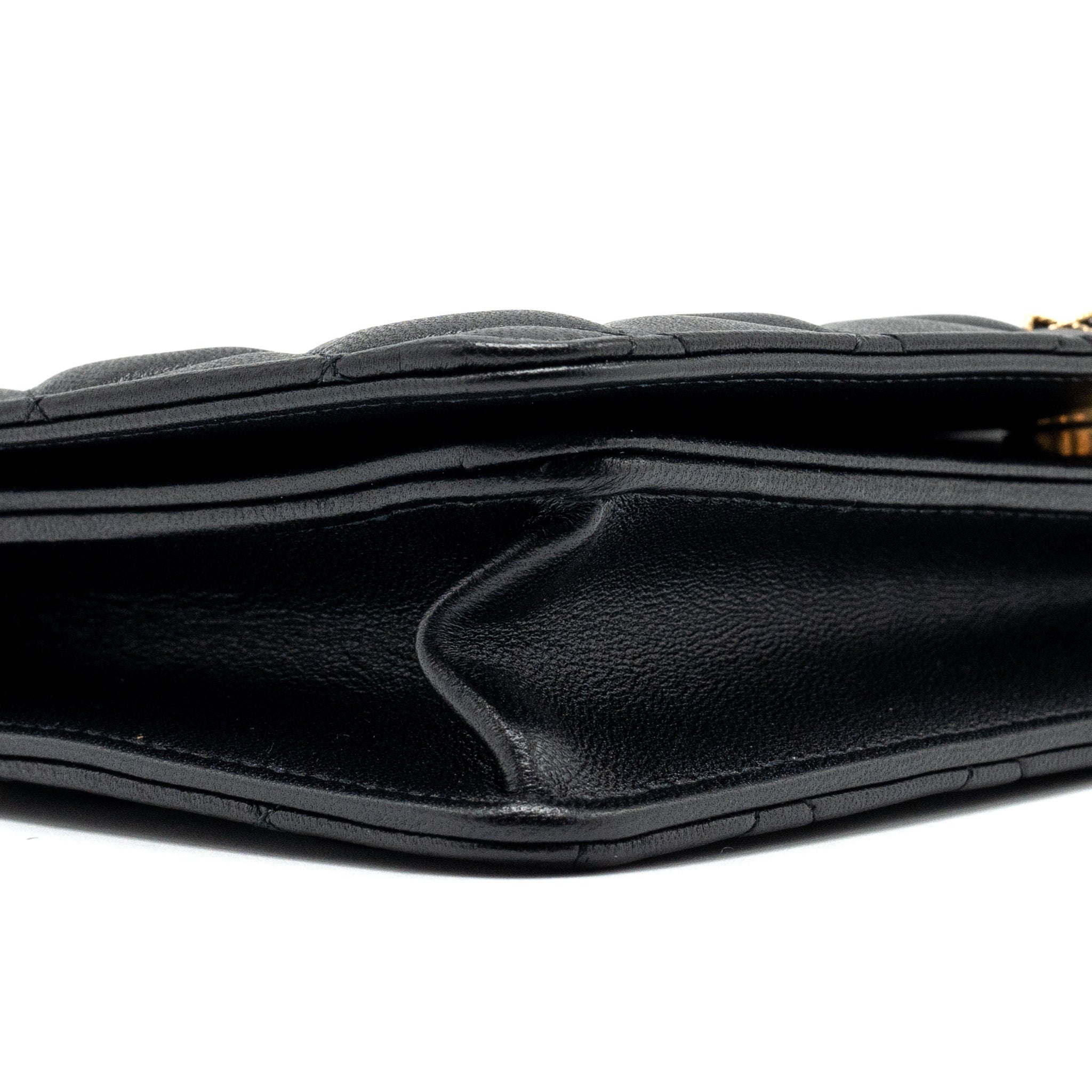 CHANEL 23A CLUTCH WITH CHAIN LAMBSKIN BLACK GHW (MICROCHIP)