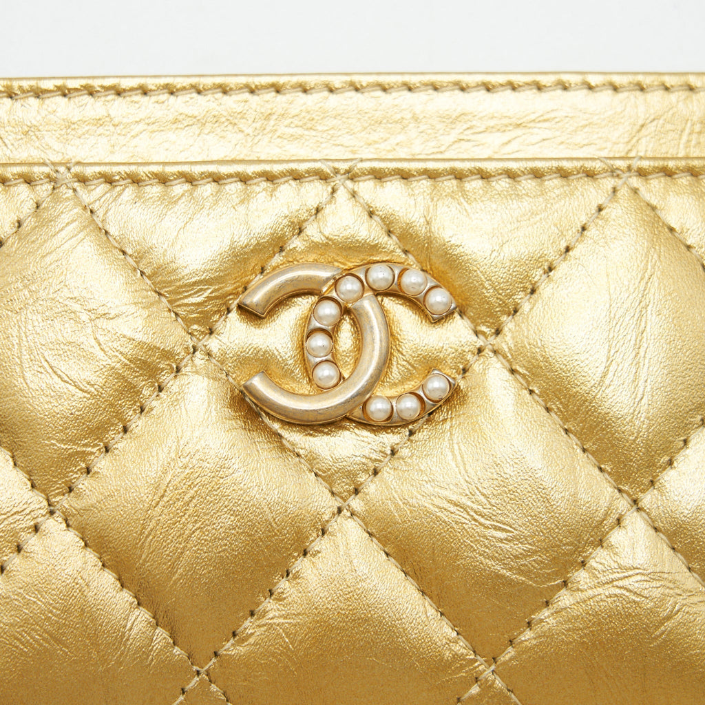 CHANEL QUILTED CARD HOLDER LAMBSKIN GOLD COLOUR WITH GOLD AND PEARL CC LOGO