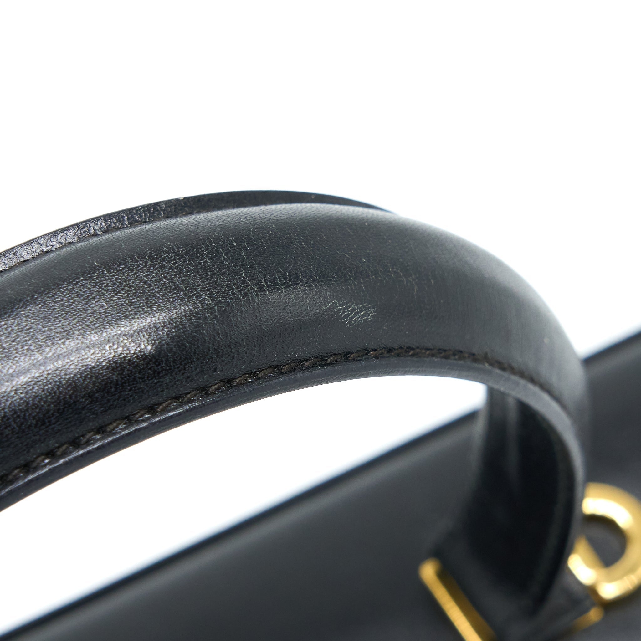 FERRAGAMO VINTAGE GANCINC BAG BLACK GHW