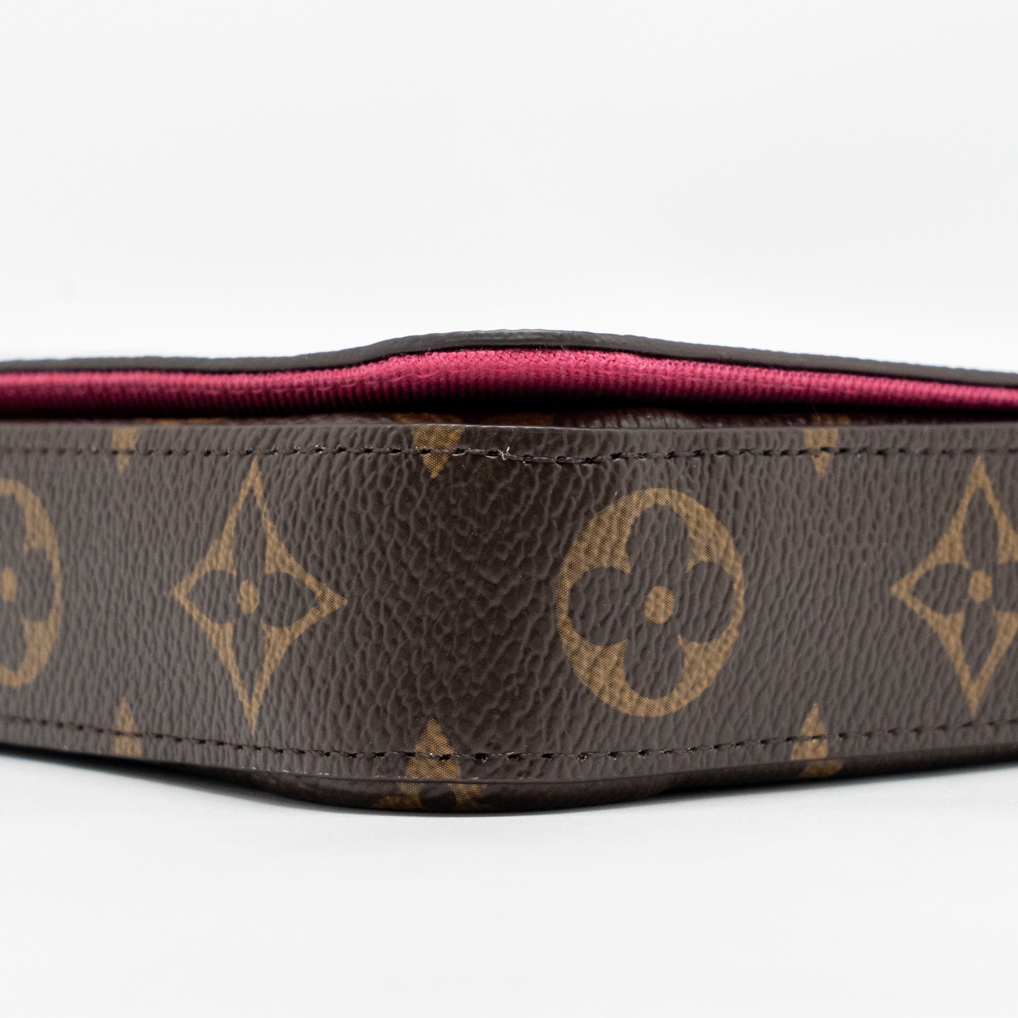 LOUIS VUITTON POCHETTE FELICIE LIMITED EDITION VIVIENNE MASCOT ON HOLLYWOOD DRIVE MONOGRAM CANVAS GHW
