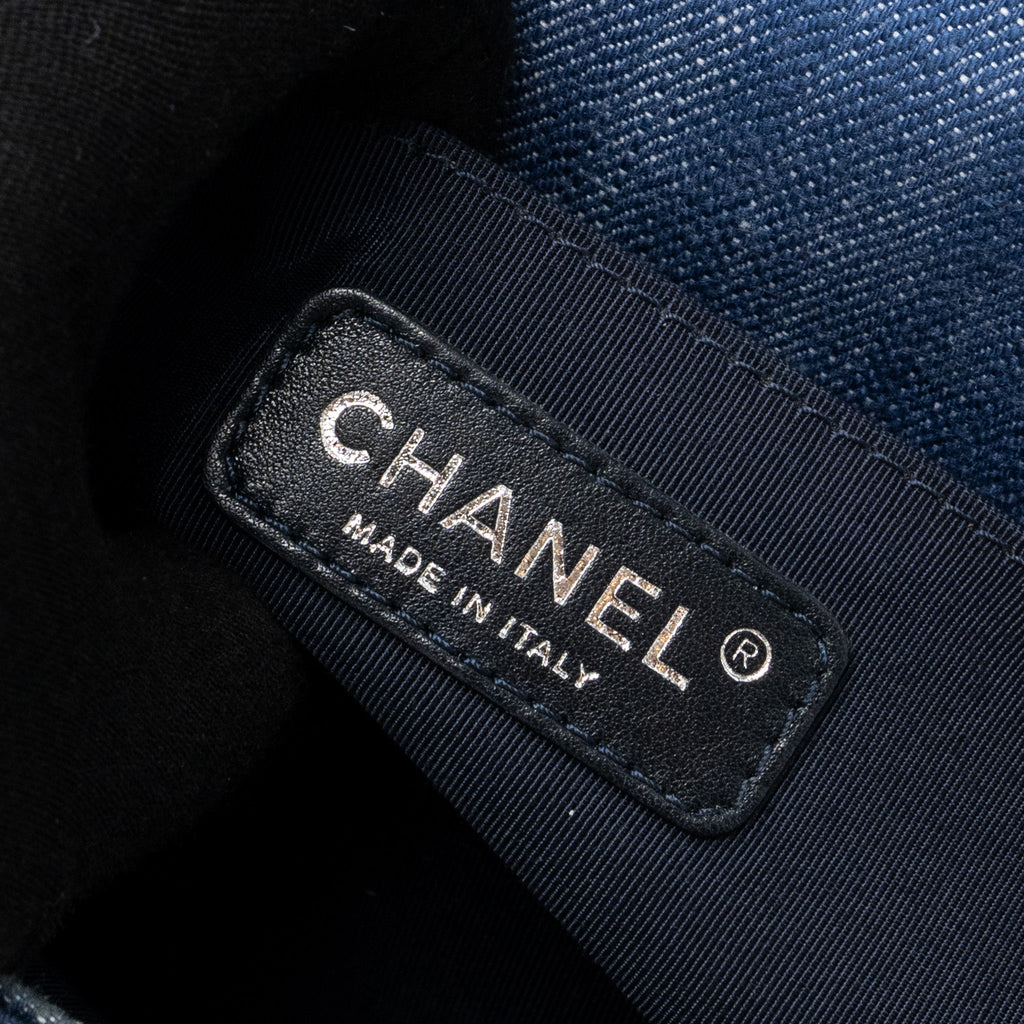CHANEL MEDIUM BOY BAG DENIM BLUE RUTHENIUM SILVER HARDWARE