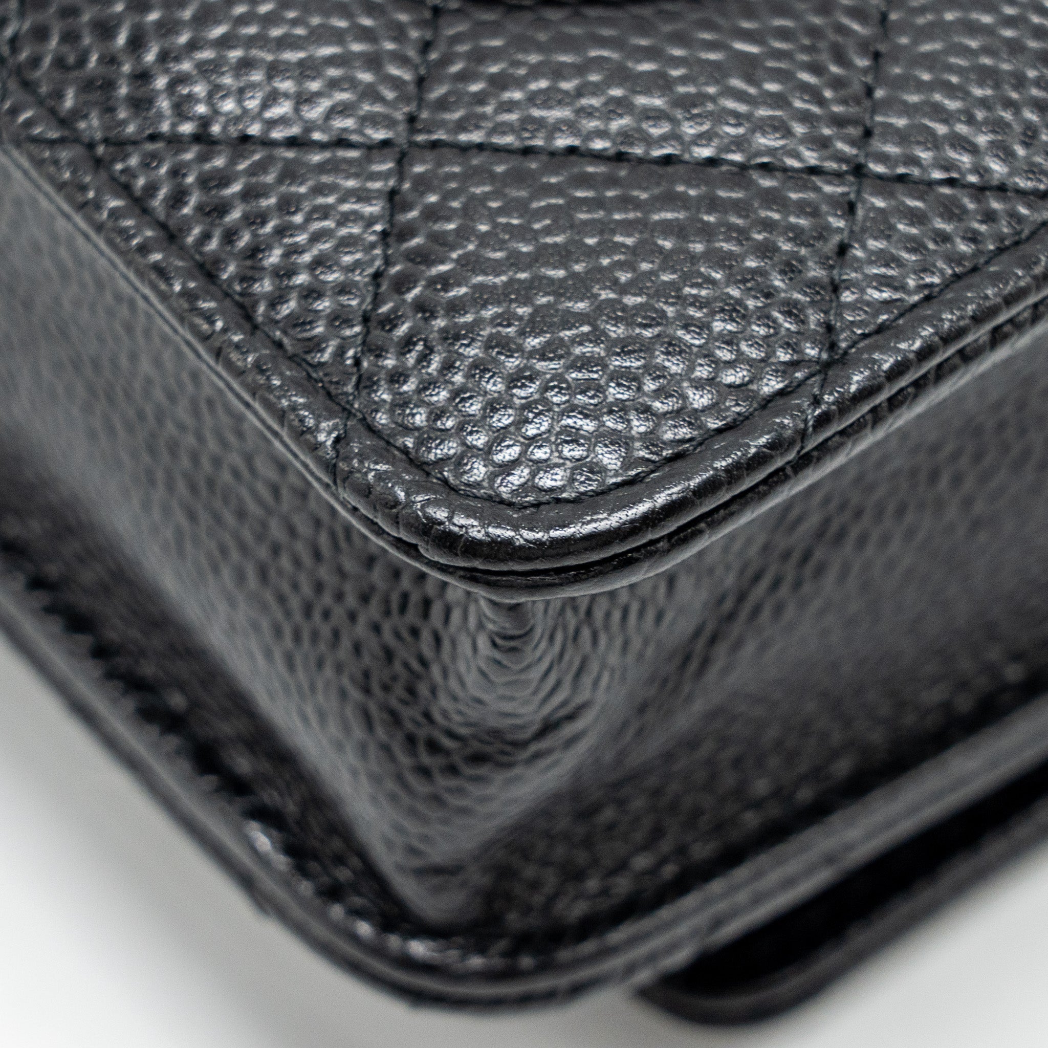 CHANEL CLASSIC WALLET ON CHAIN CAVIAR BLACK GHW
