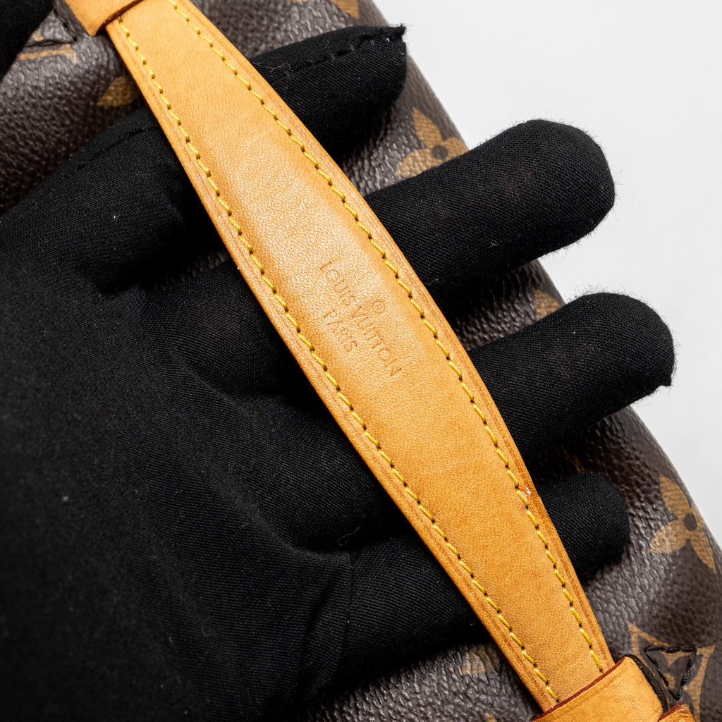 LOUIS VUITTON BUMBAG MONOGRAM CANVAS GHW