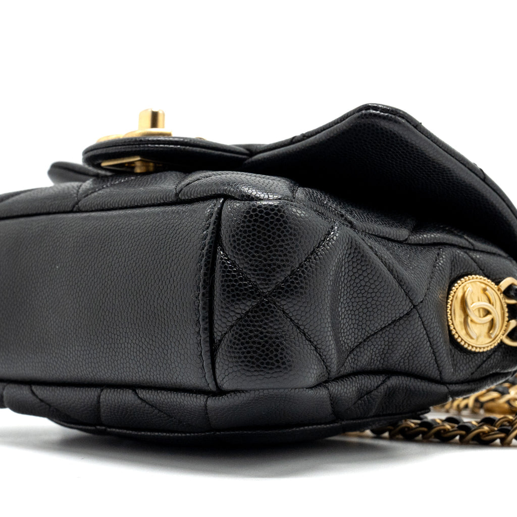CHANEL MINI TWIST YOUR BUTTON FLAP BAG CAVIAR BLACK GHW (MICROCHIP)