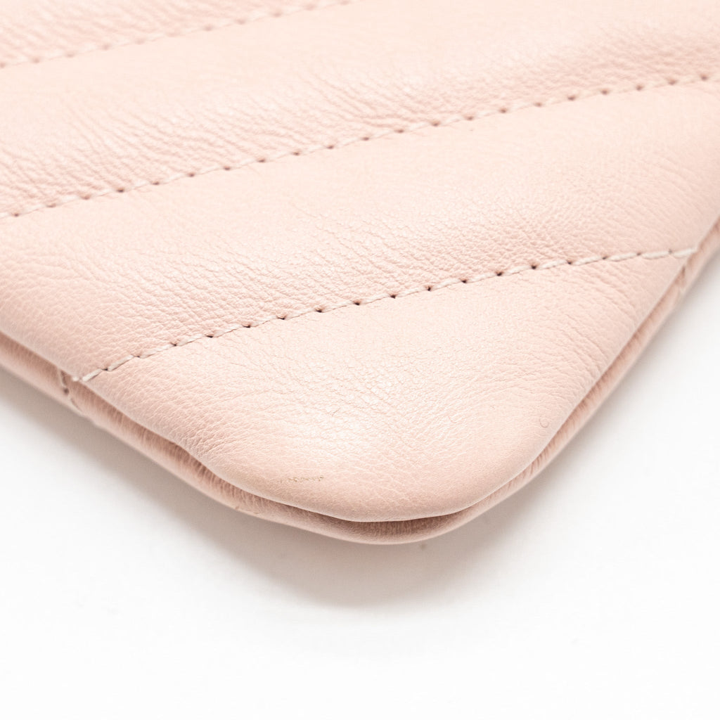 CHANEL CHEVRON ZIP CLUTCH CALFSKIN LIGHT PINK GHW