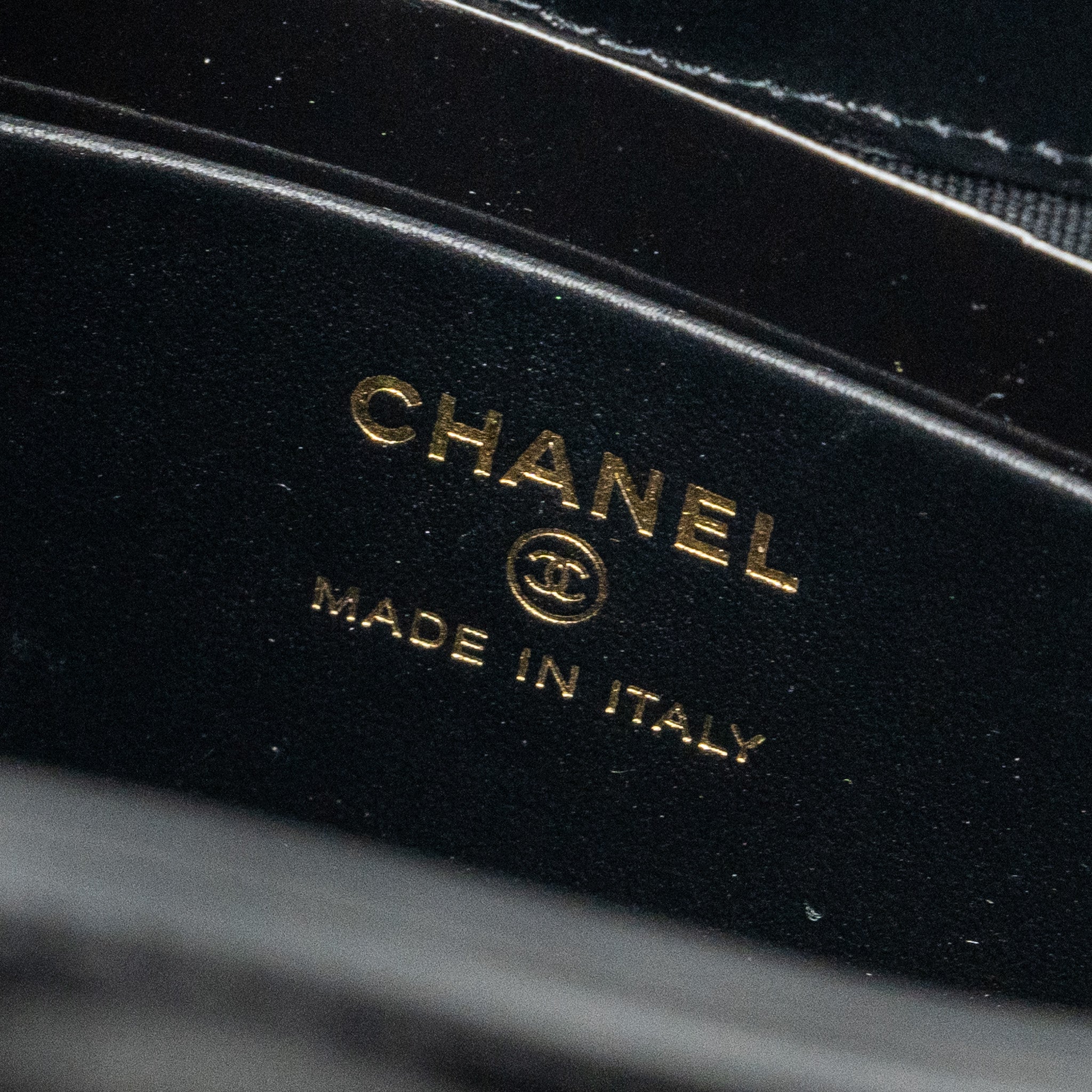 CHANEL 24C MINI 31 CLUTCH WITH CHAIN SHINY CALFSKIN BLACK LGHW (MICROCHIP)
