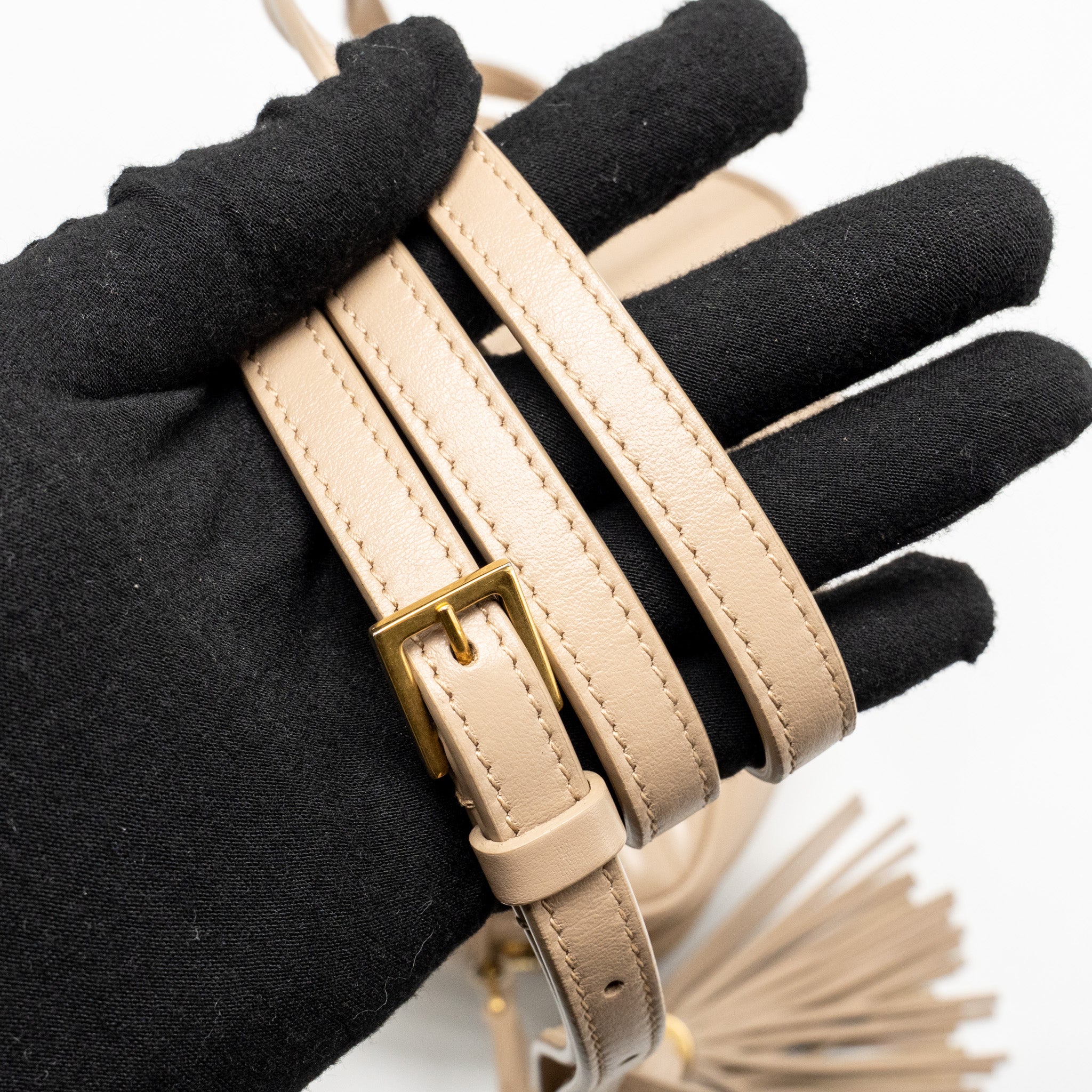 SAINT LAURENT/YSL LOU CAMERA BAG CALFSKIN BEIGE GHW