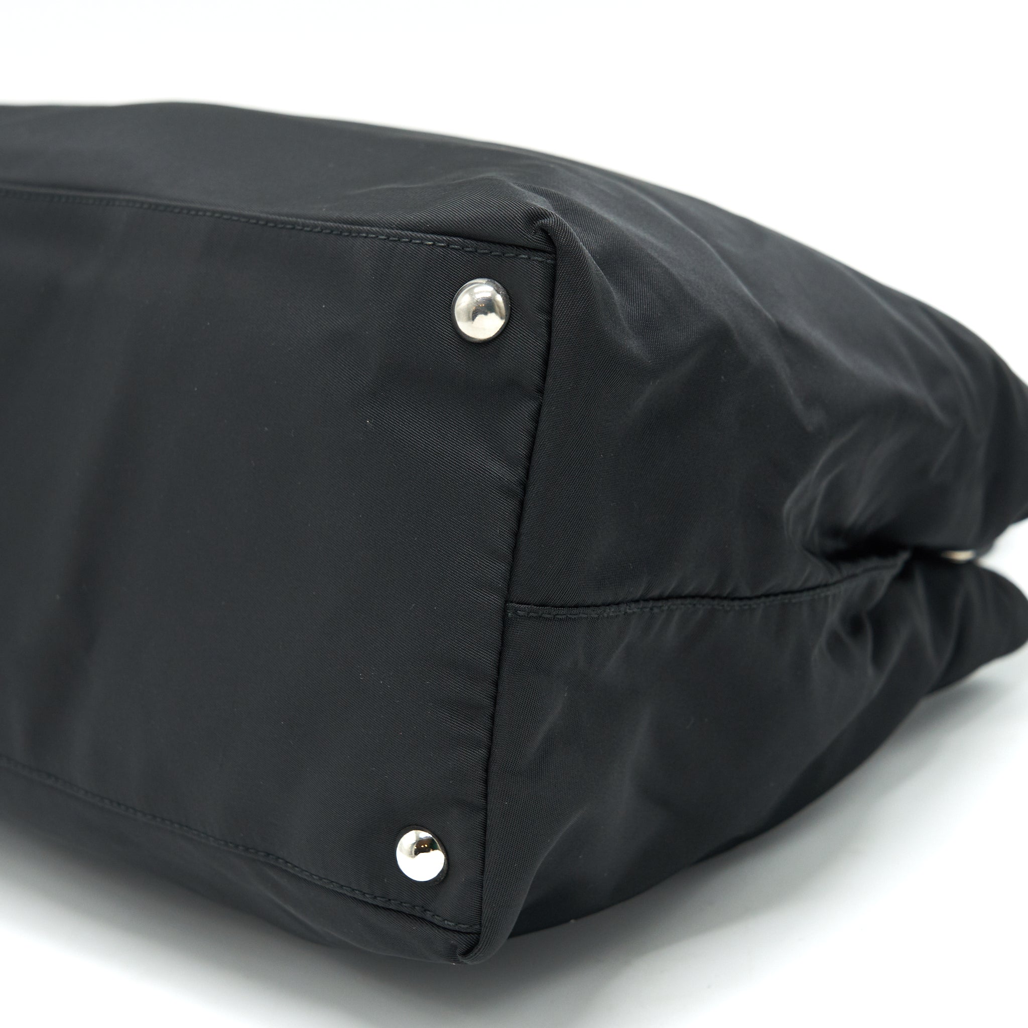 PRADA NYLON SHOULDER HAND BAG IN BLACK